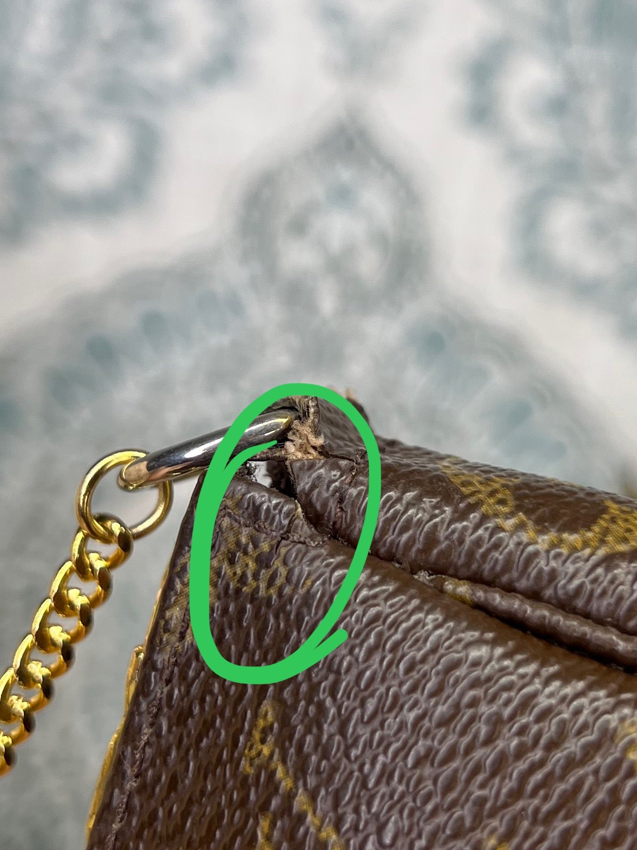 Pochette Accessories