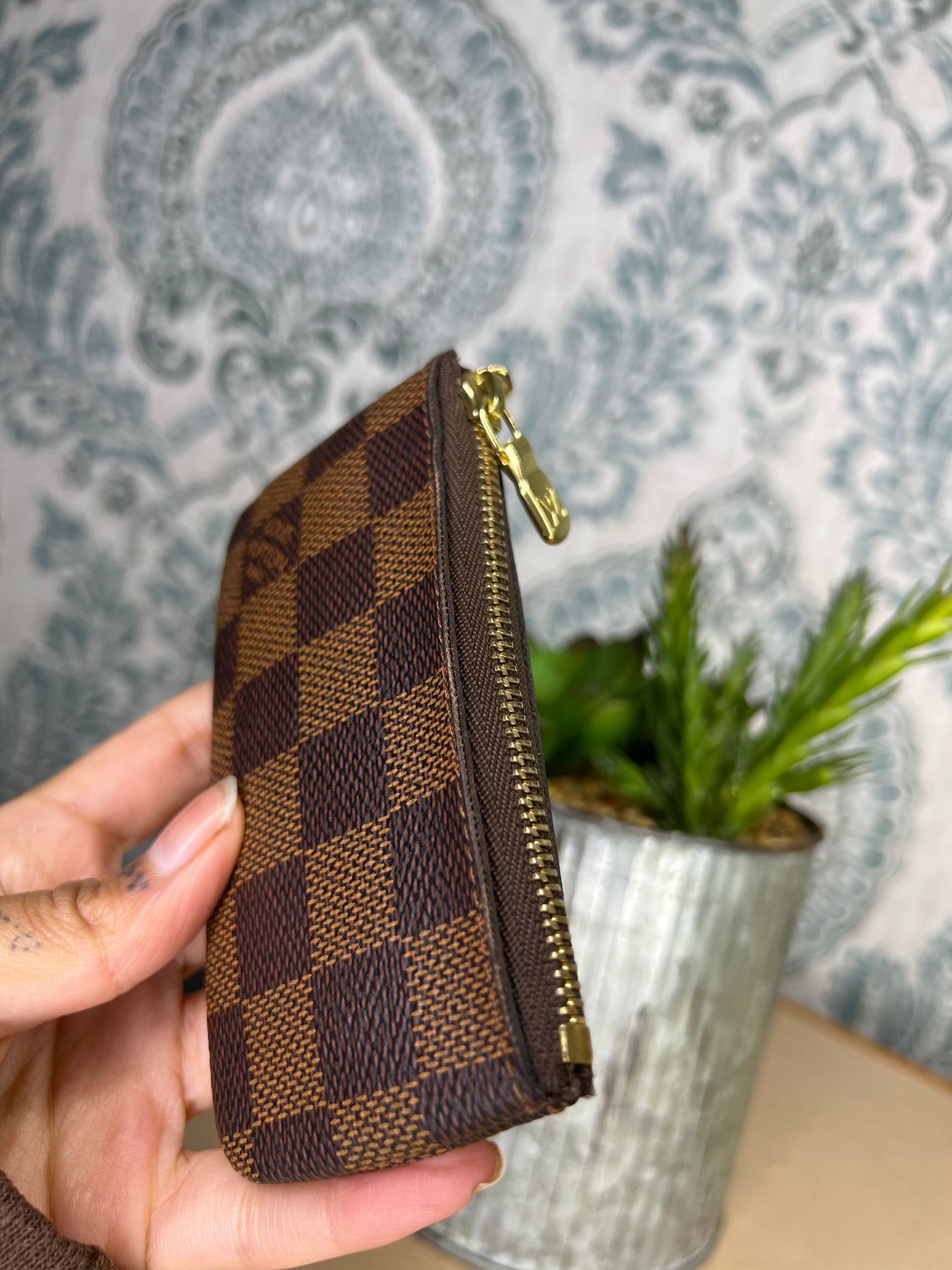 Louis Vuitton Damier Ebene Key Cles