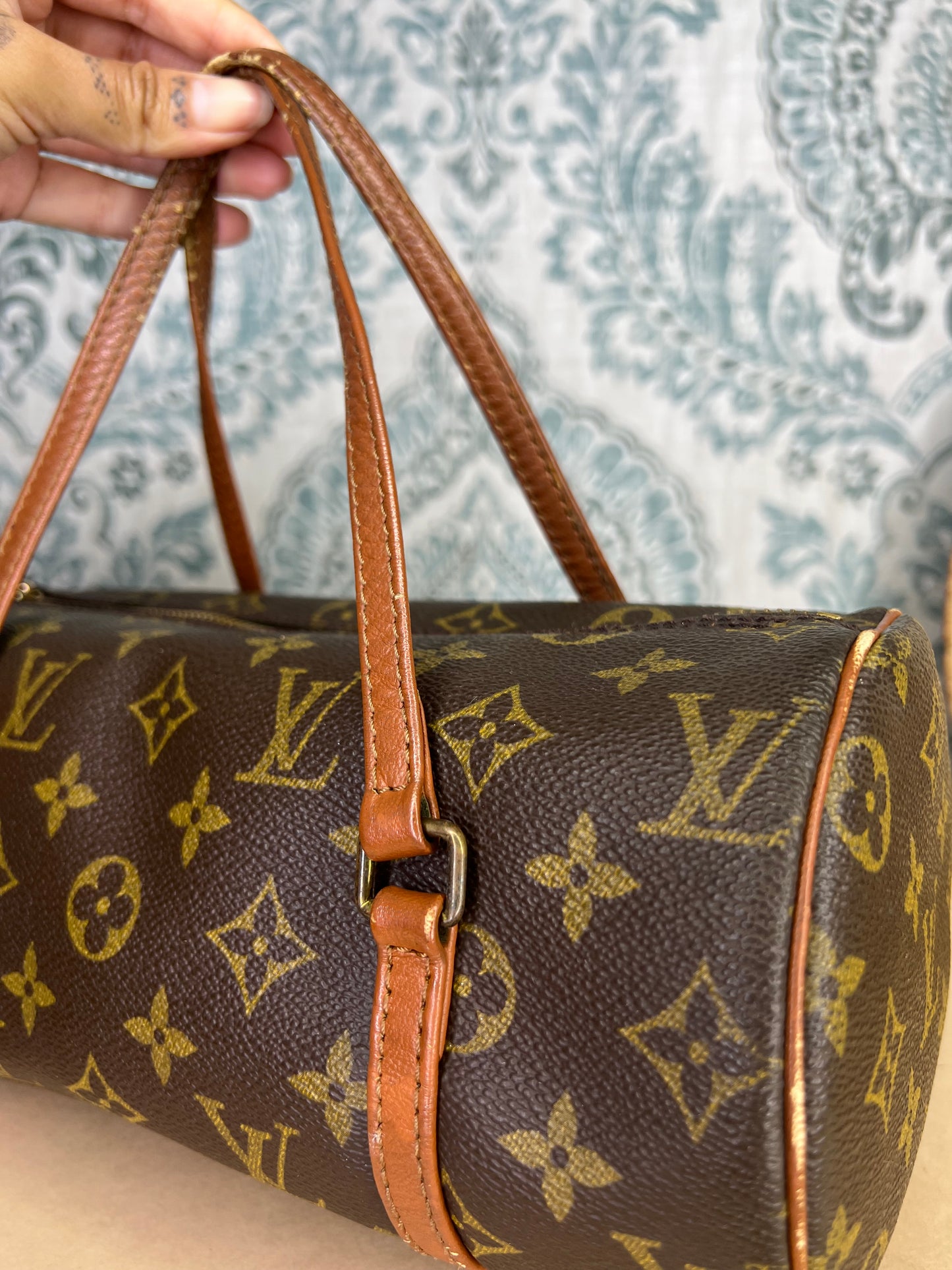 Louis Vuitton Papillon 26