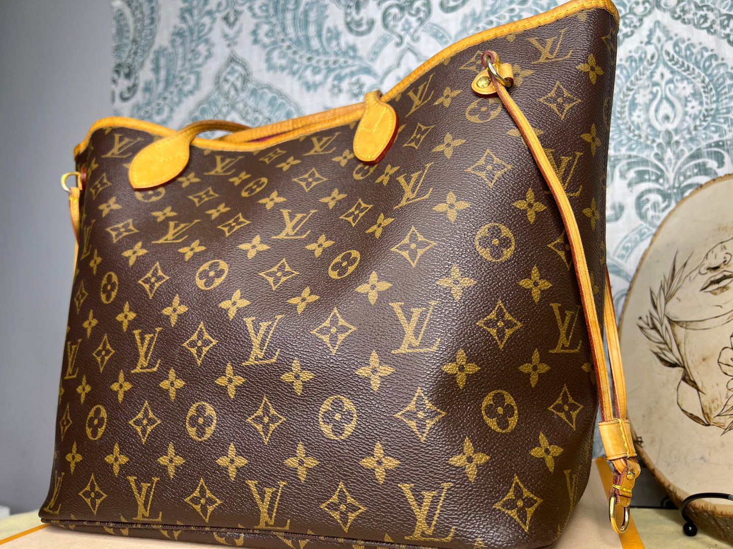 Louis Vuitton Neverfull Pivoine