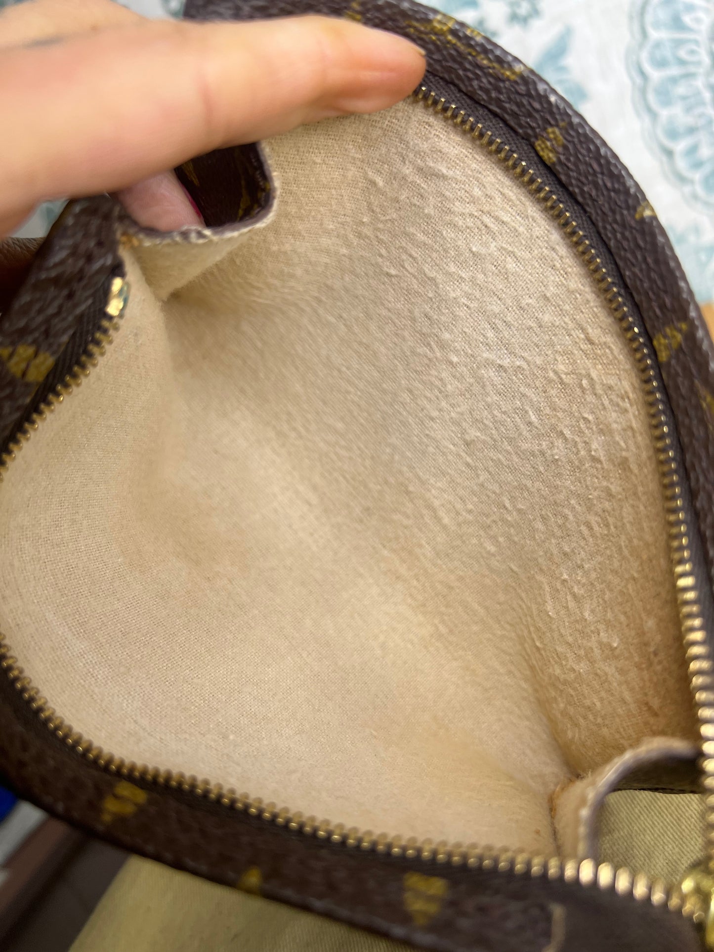 Louis Vuitton Bucket PM Pouch