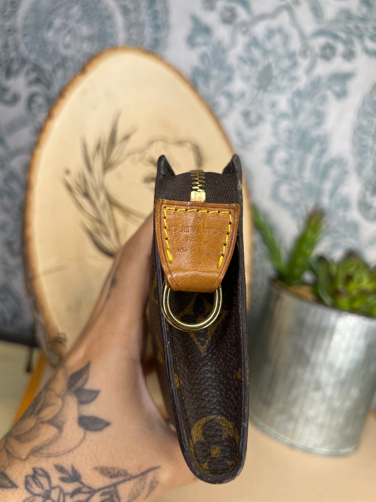 Bucket PM Pouch