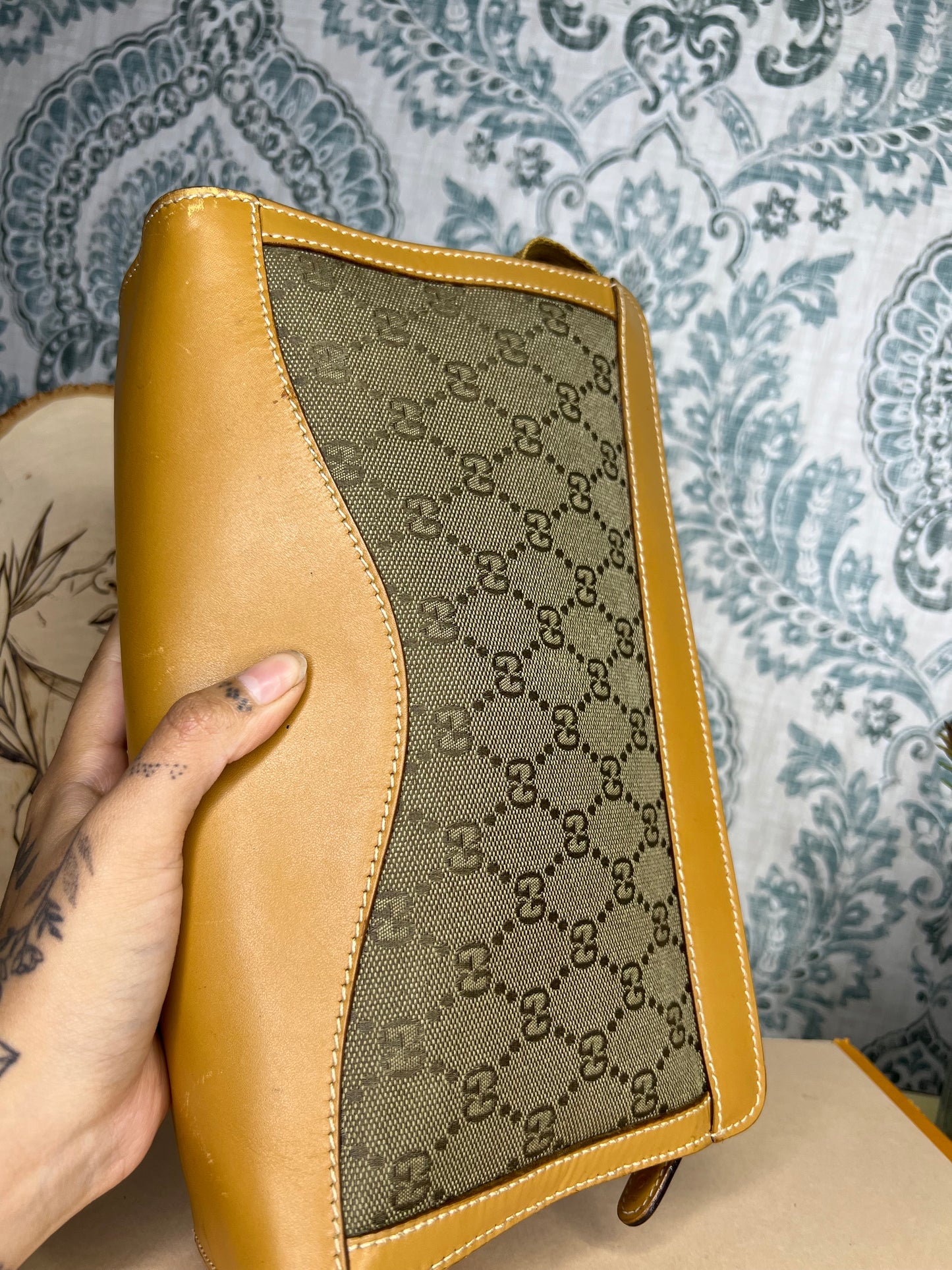 Gucci Tan Vintage Clutch