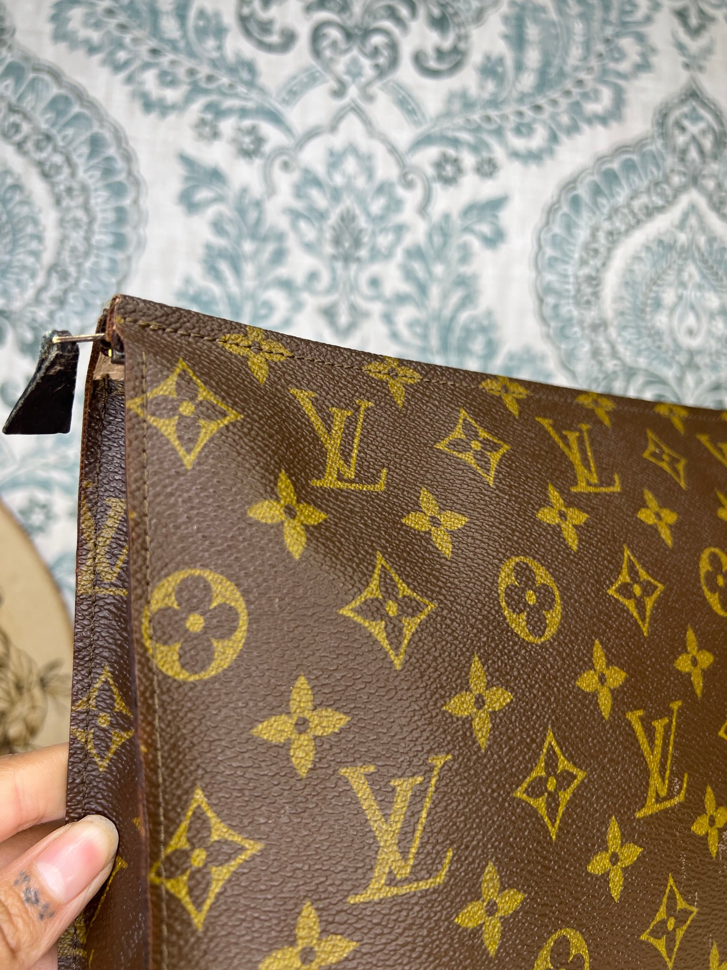 Monogram Toiletry 26