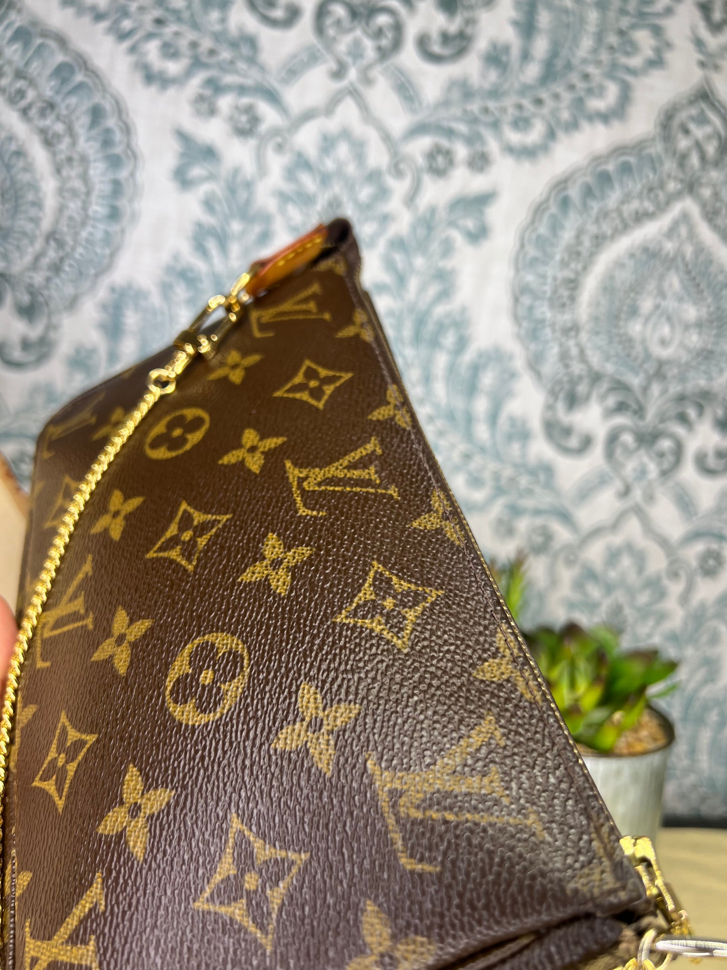Pochette Accessories