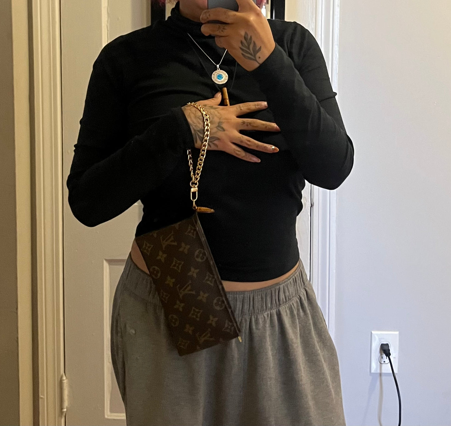 Louis Vuitton Bucket GM Pouch