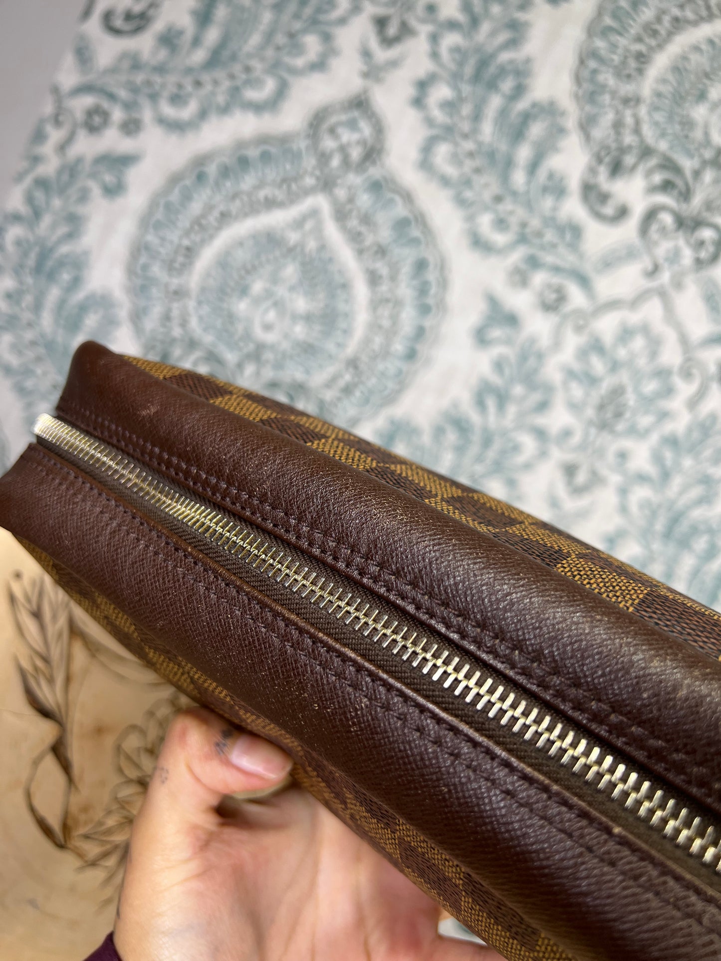 Damier Ebene Trousse Pouch