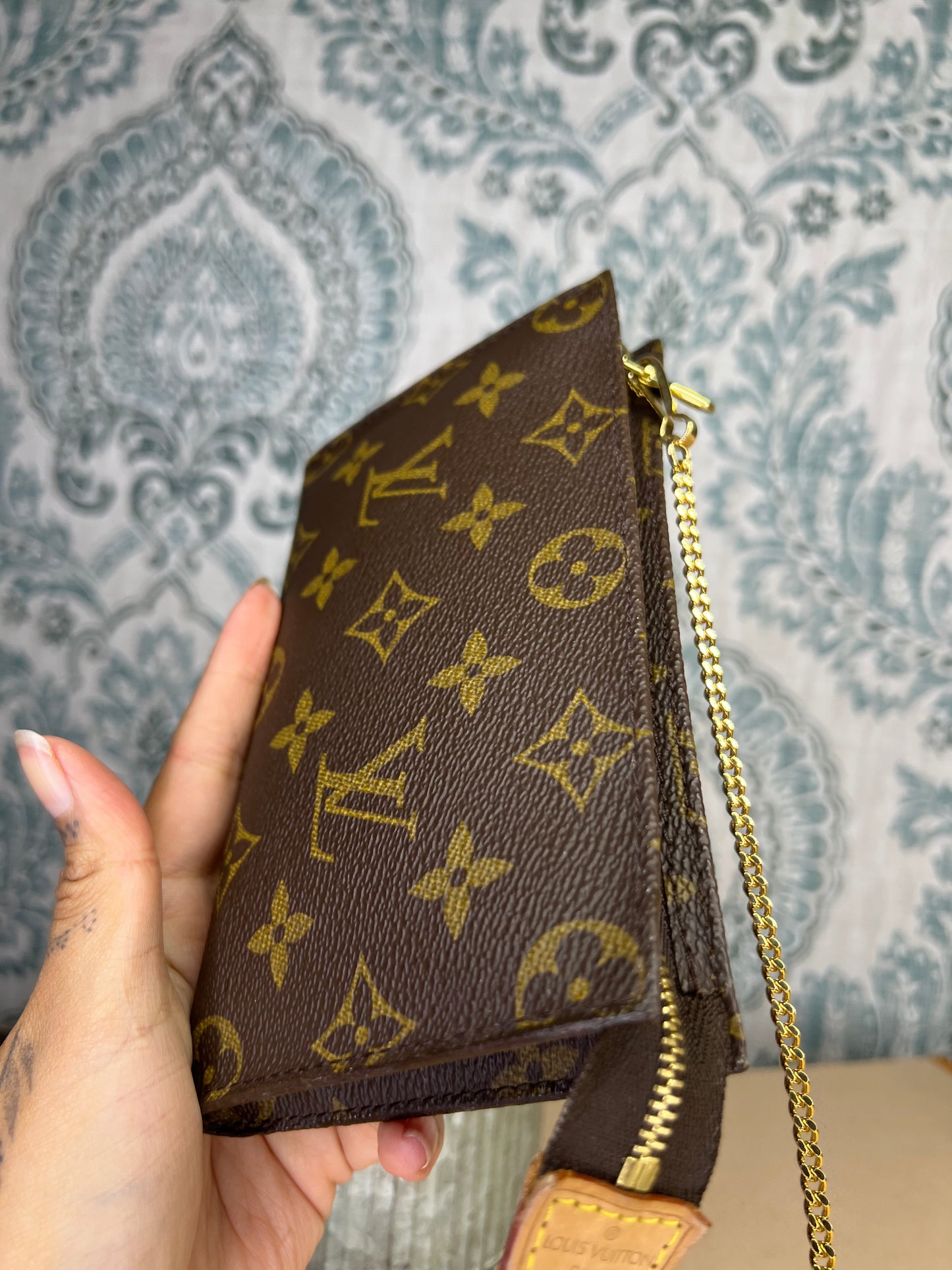 Louis Vuitton Monogram Bucket PM Pochette