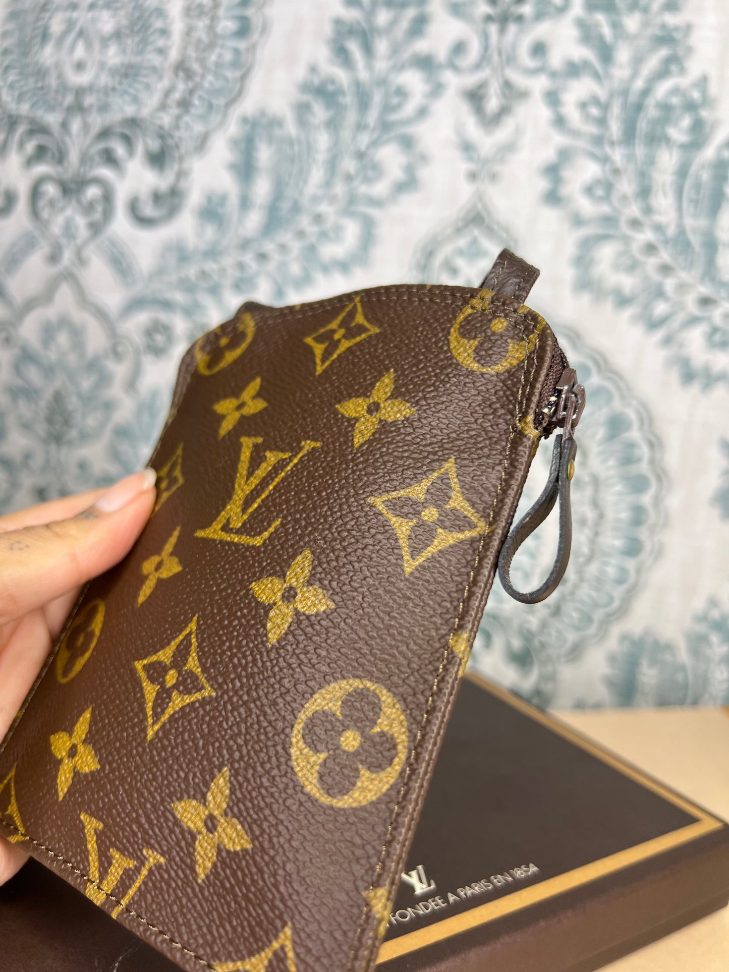 Louis Vuitton Pochette Secret