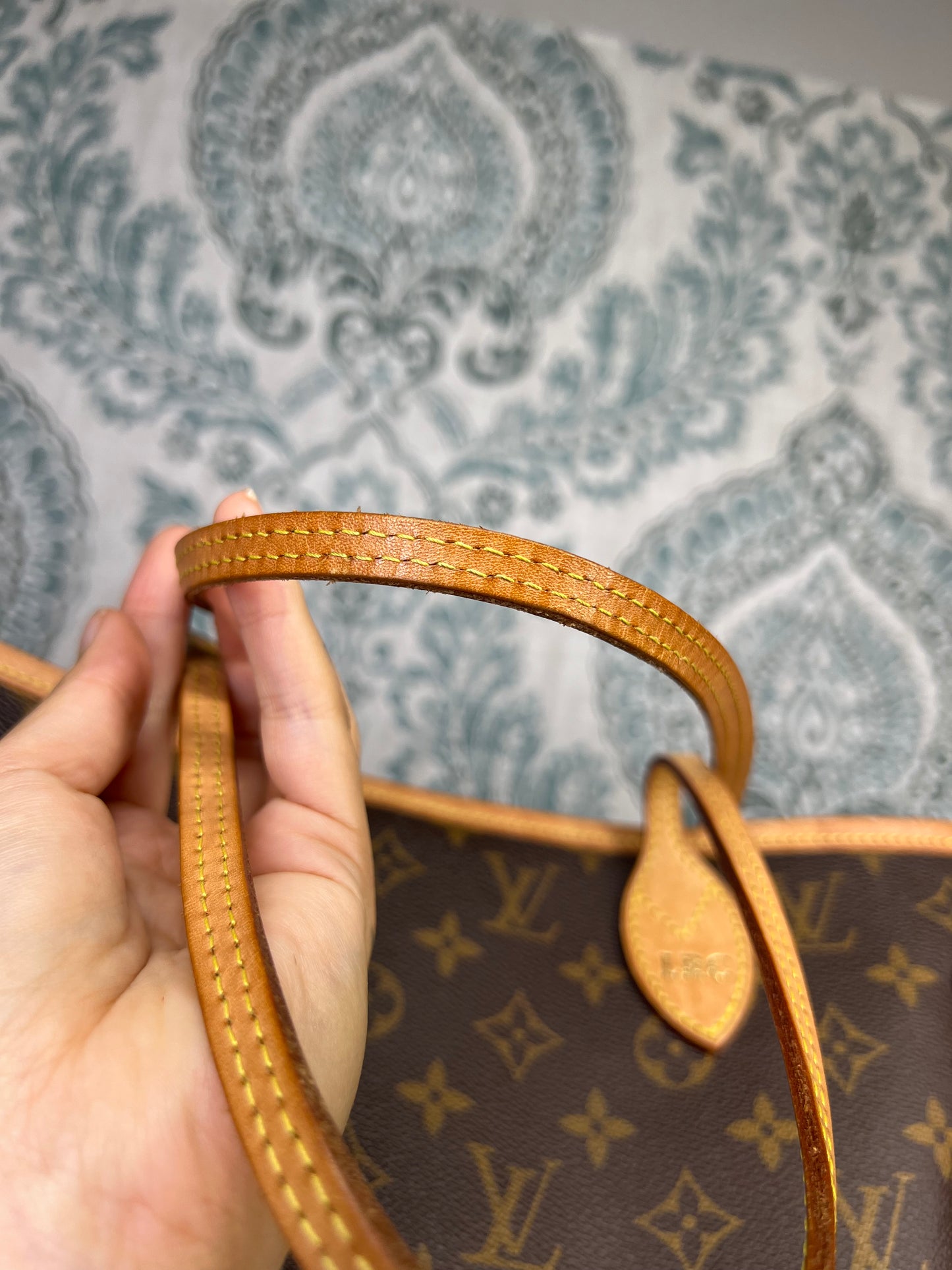 Neverfull MM Cherry Red