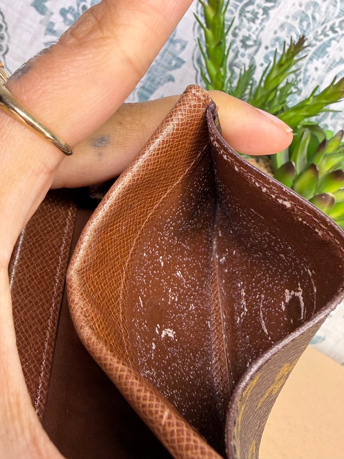 Louis Vuitton Porte Monnaie Plat Monogram Card Case #3