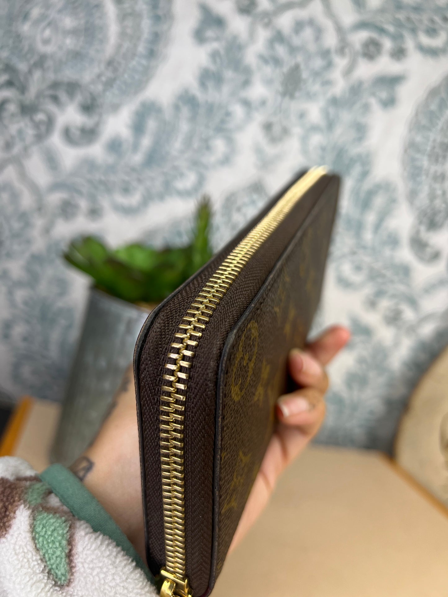 Louis Vuitton Fuschia Clemence Wallet
