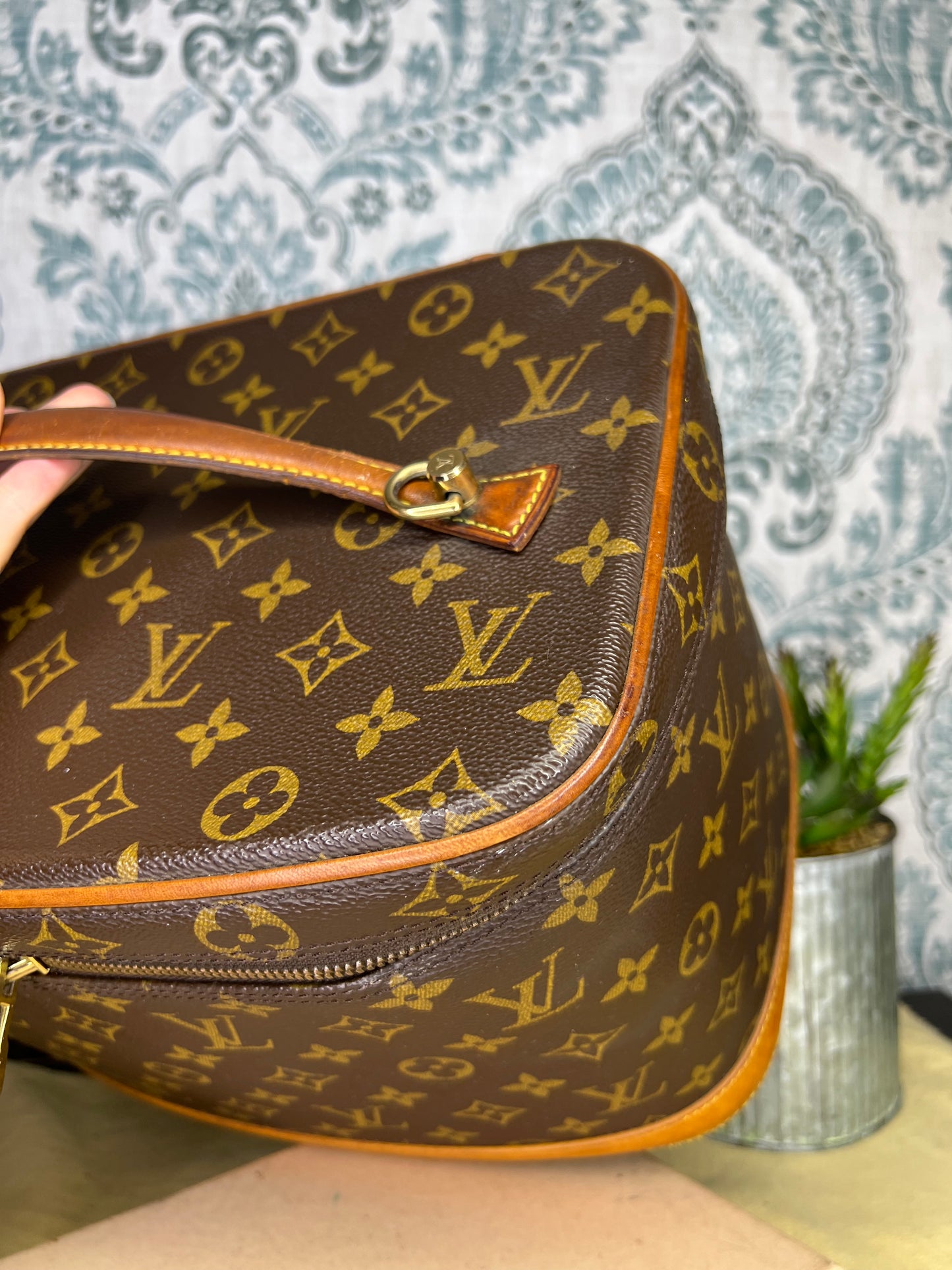 Nice Vanity Case