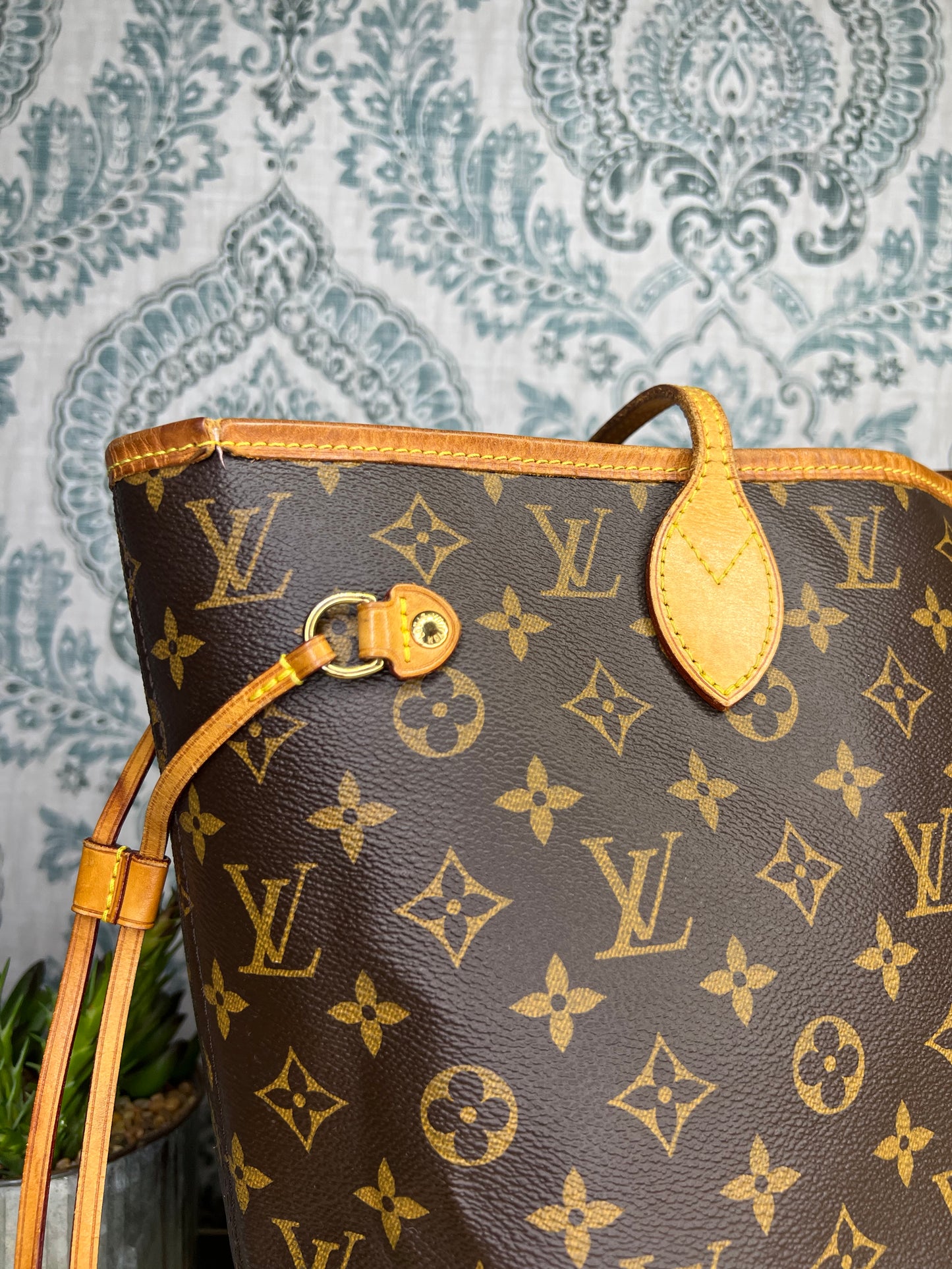 Louis Vuitton Neverfull MM Rose Ballerine