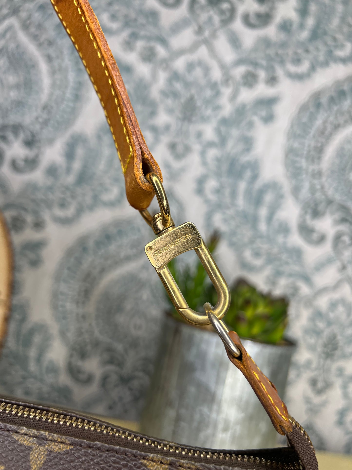 Pochette Accessories Crossbody
