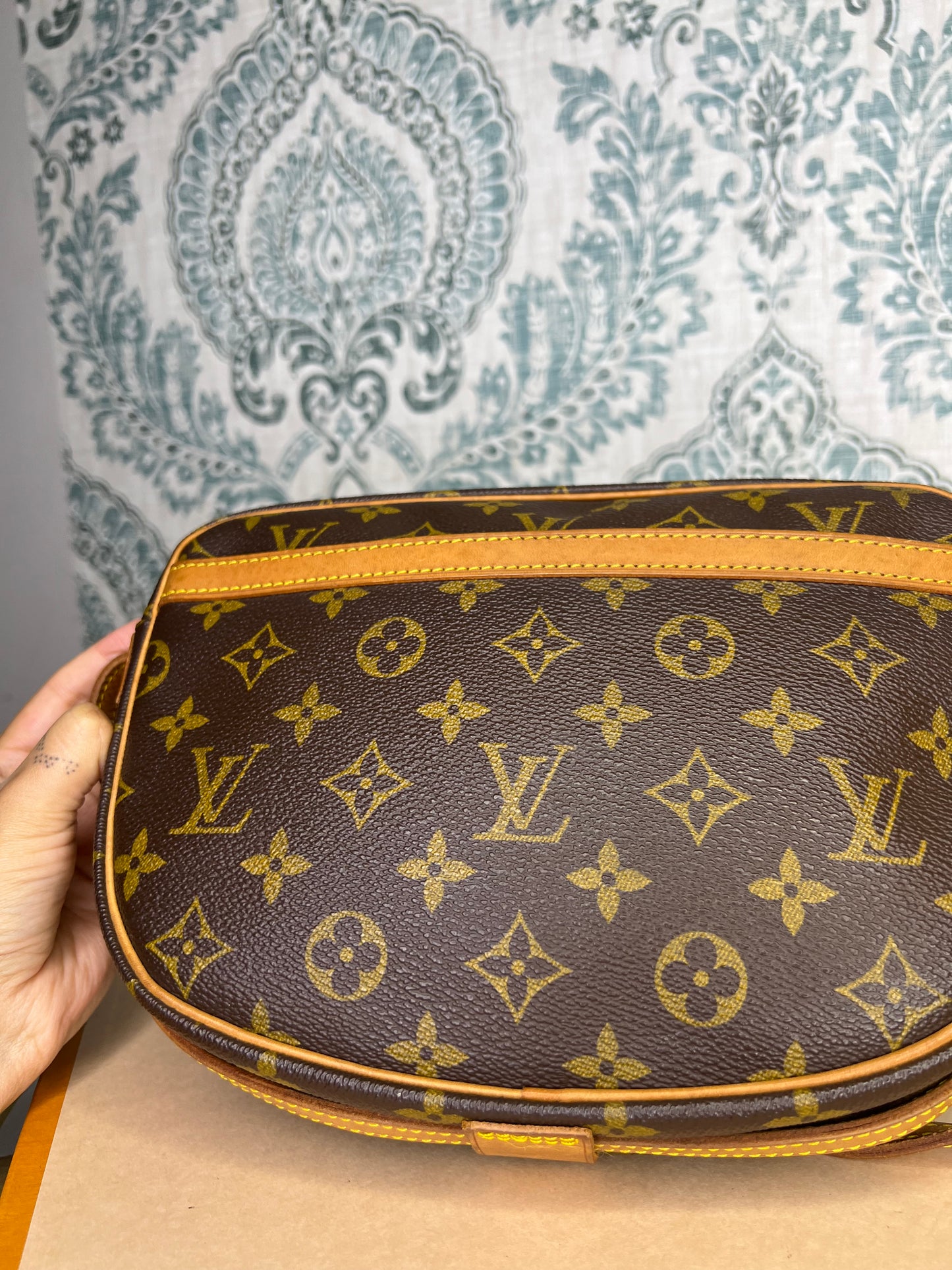Louis Vuitton Jeune Fille MM