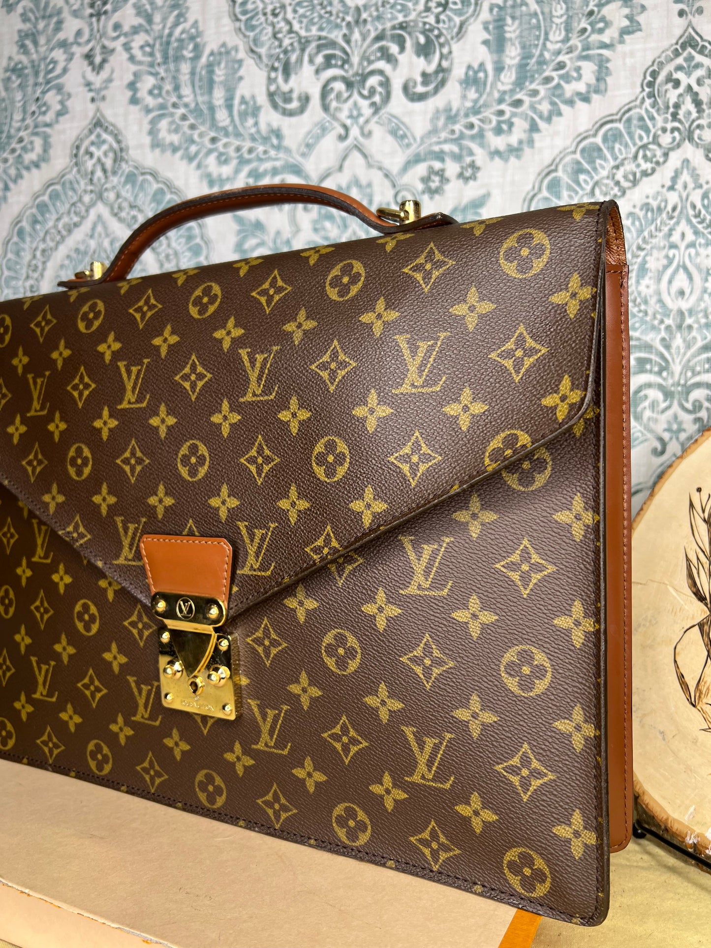 Louis Vuitton Porte Documents Bandouliere