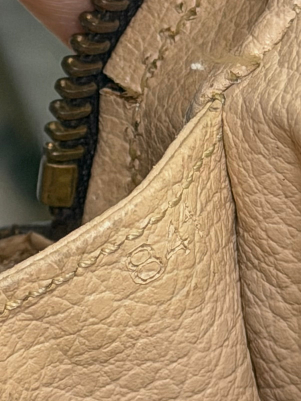 Louis Vuitton Trousse 28