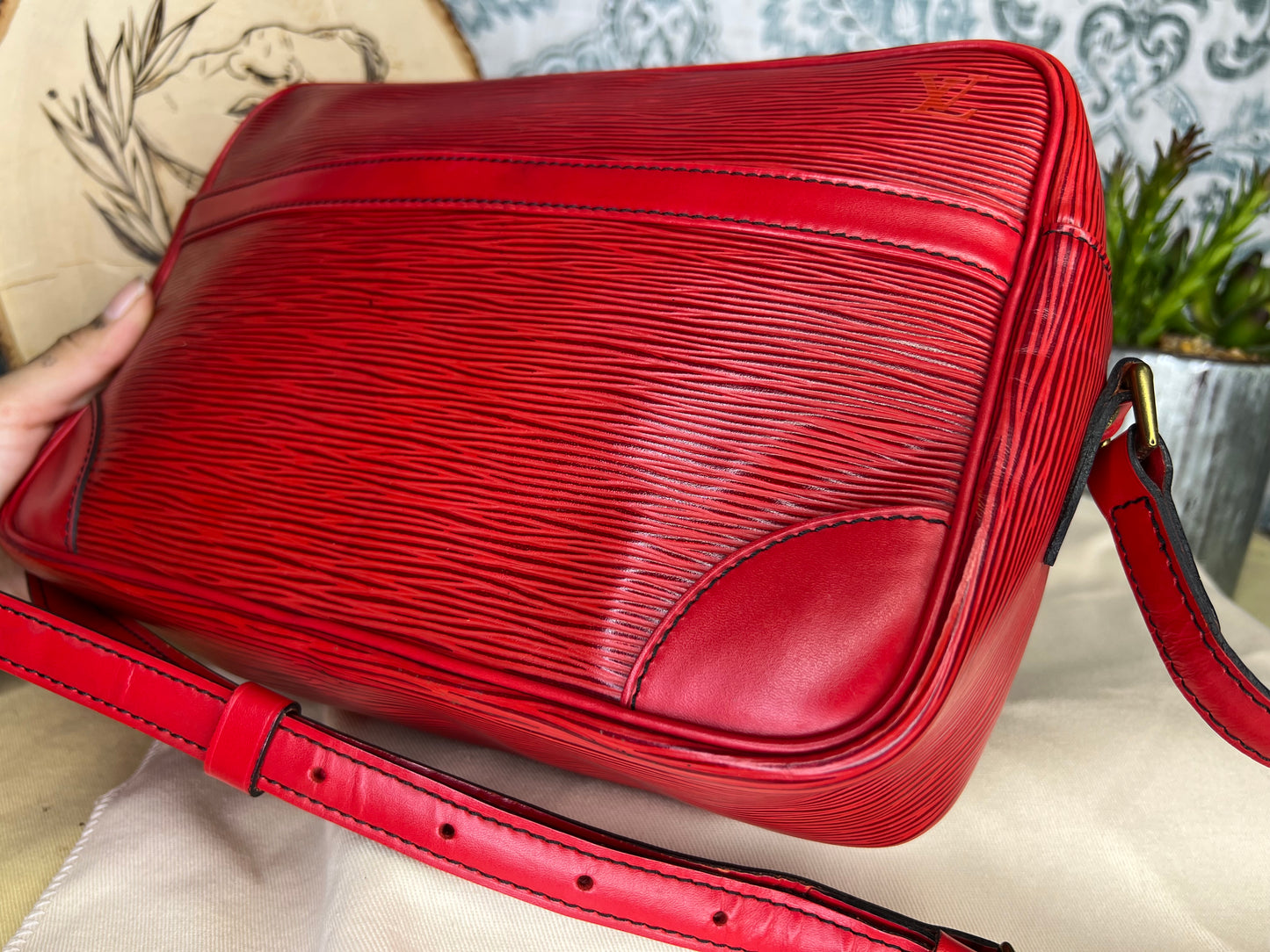 Trocadero 27 Red Epi