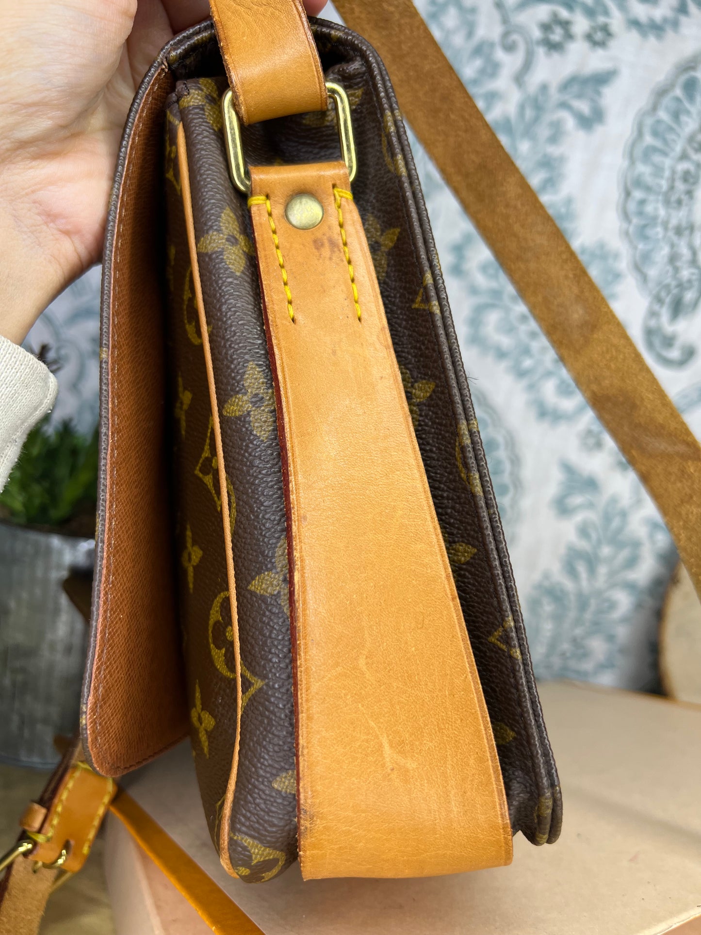 Louis Vuitton Cartouchiere GM