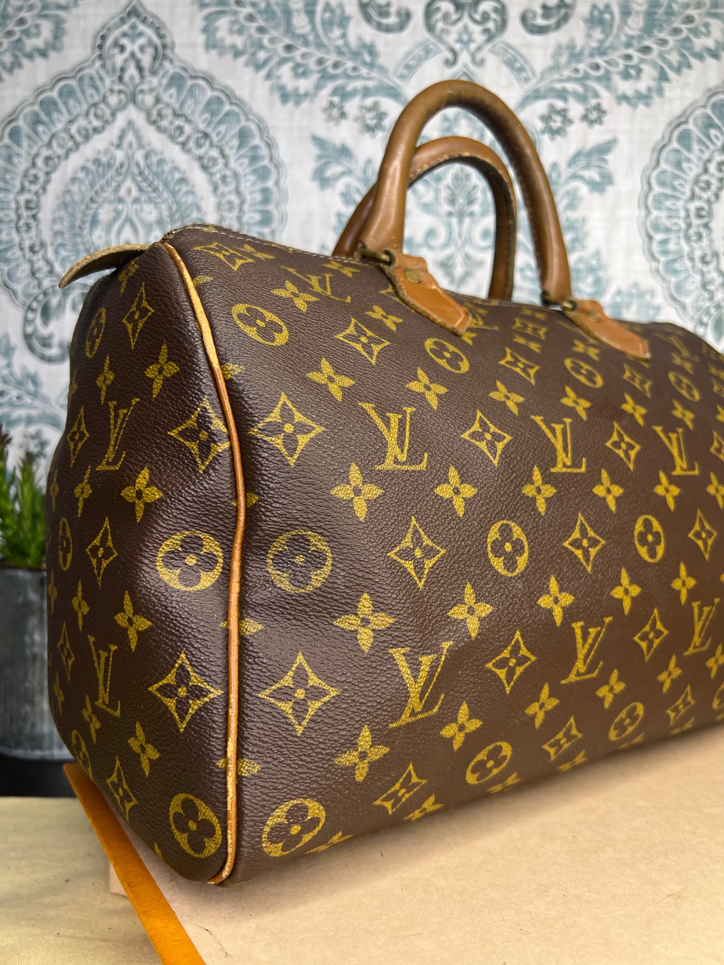 Louis Vuitton French Company 35