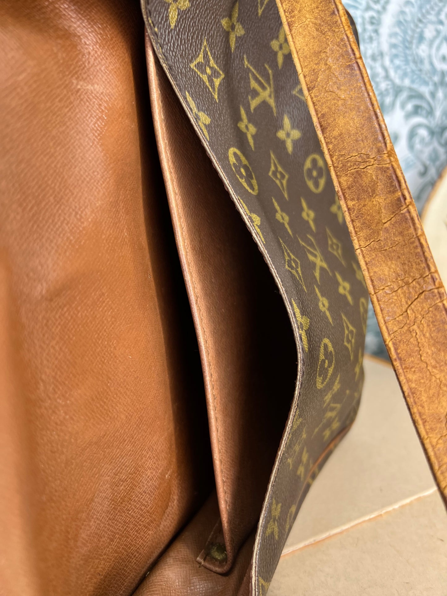Louis Vuitton Cartouchiere GM