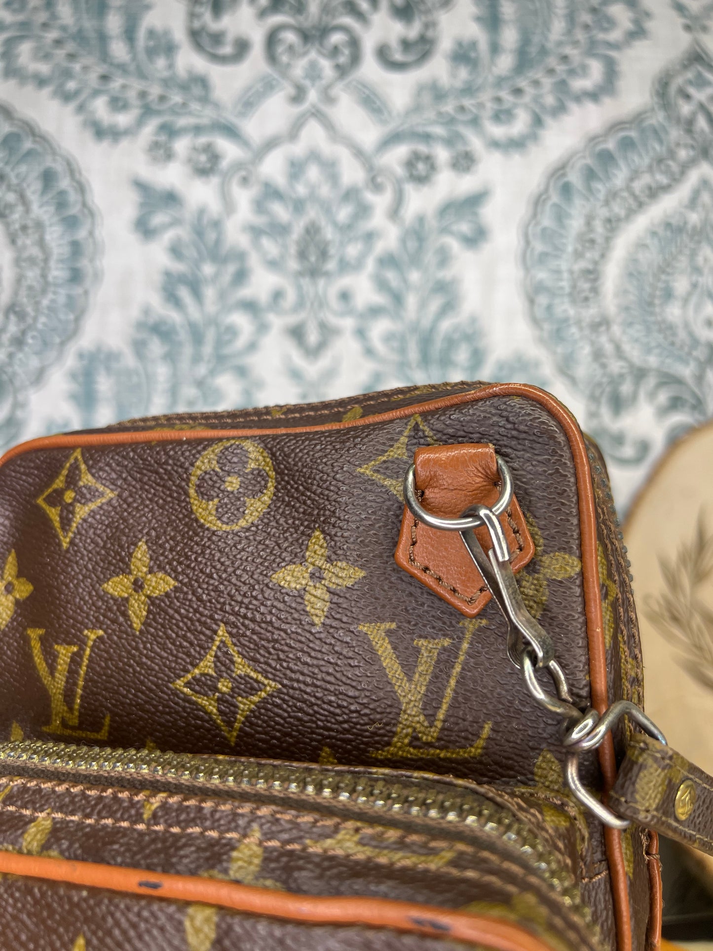 Louis Vuitton Vintage Amazone