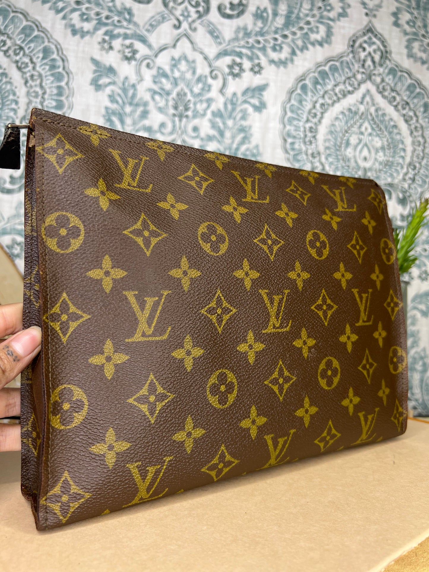 Monogram Toiletry 26