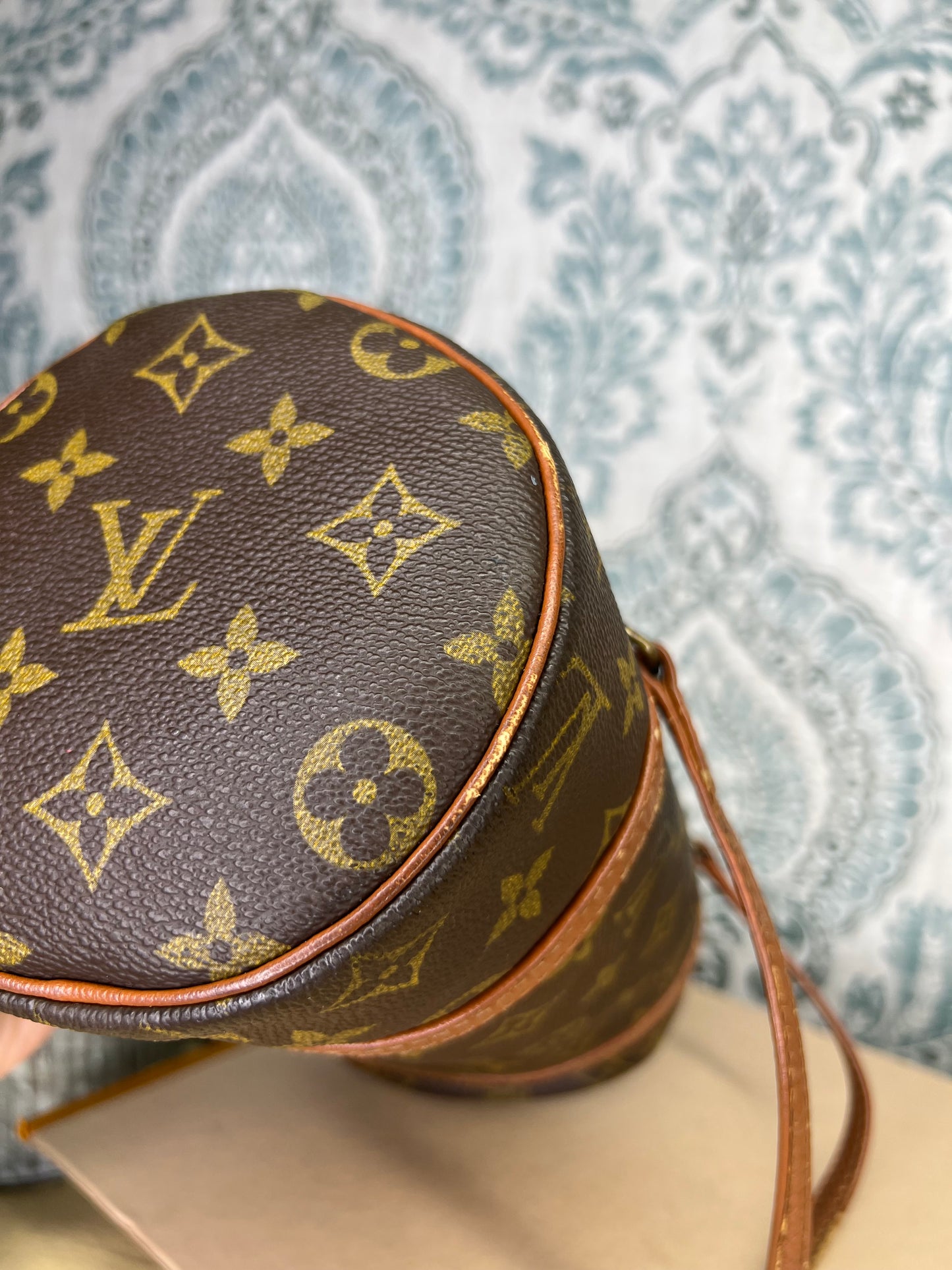 Louis Vuitton Papillon 26