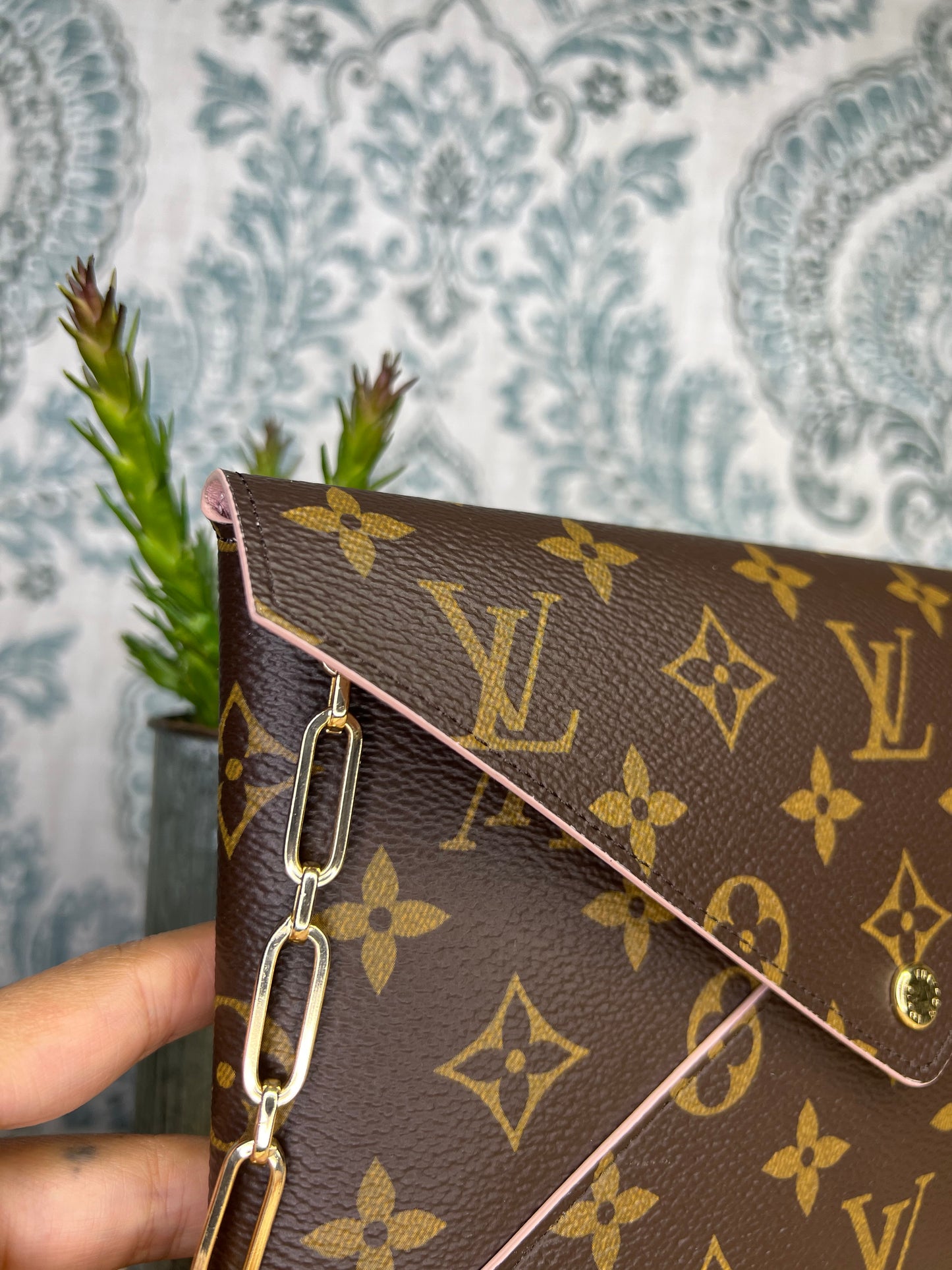Louis Vuitton Large Kirigami Pochette