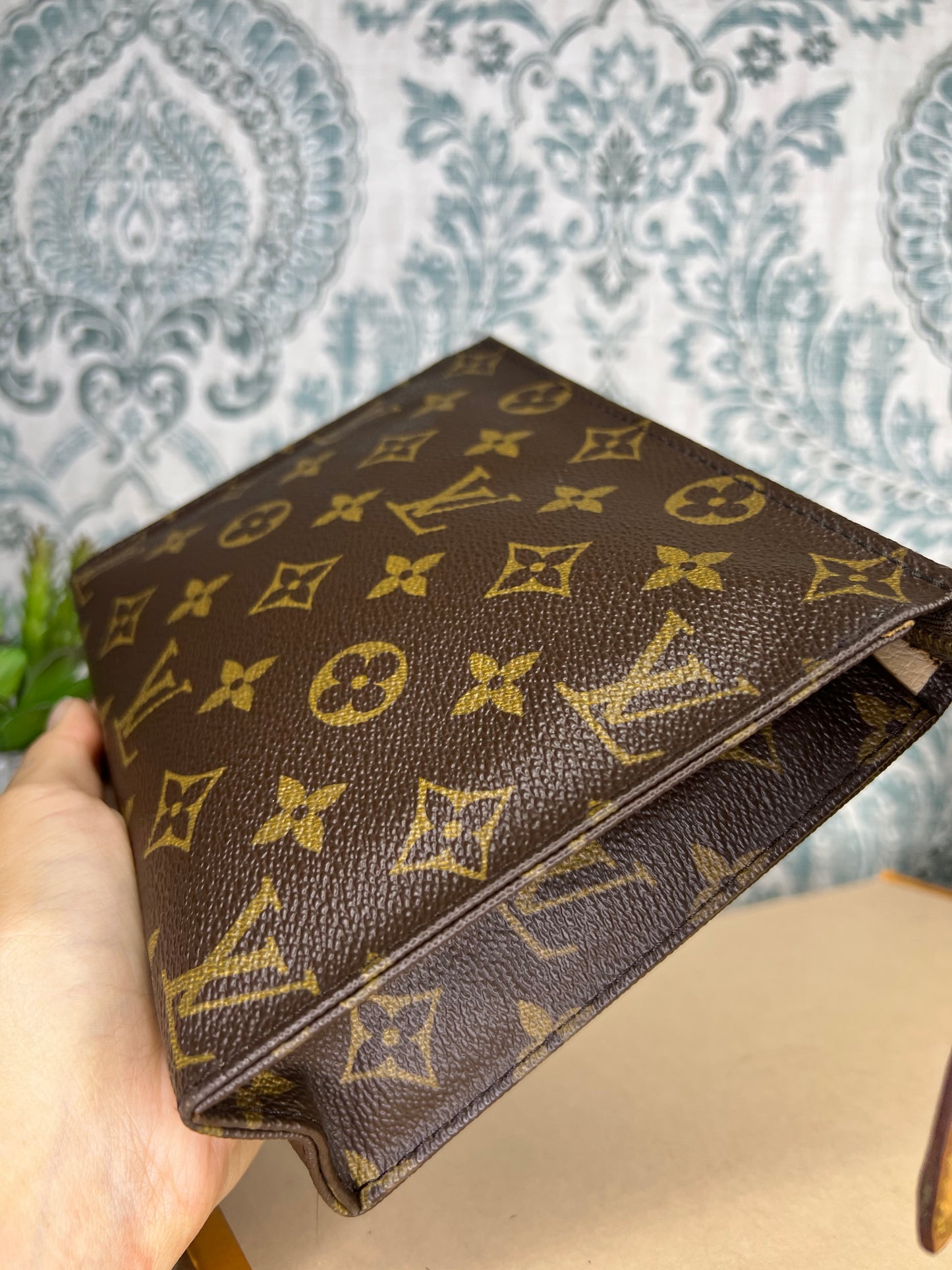 Louis Vuitton Toiletry 19 #2