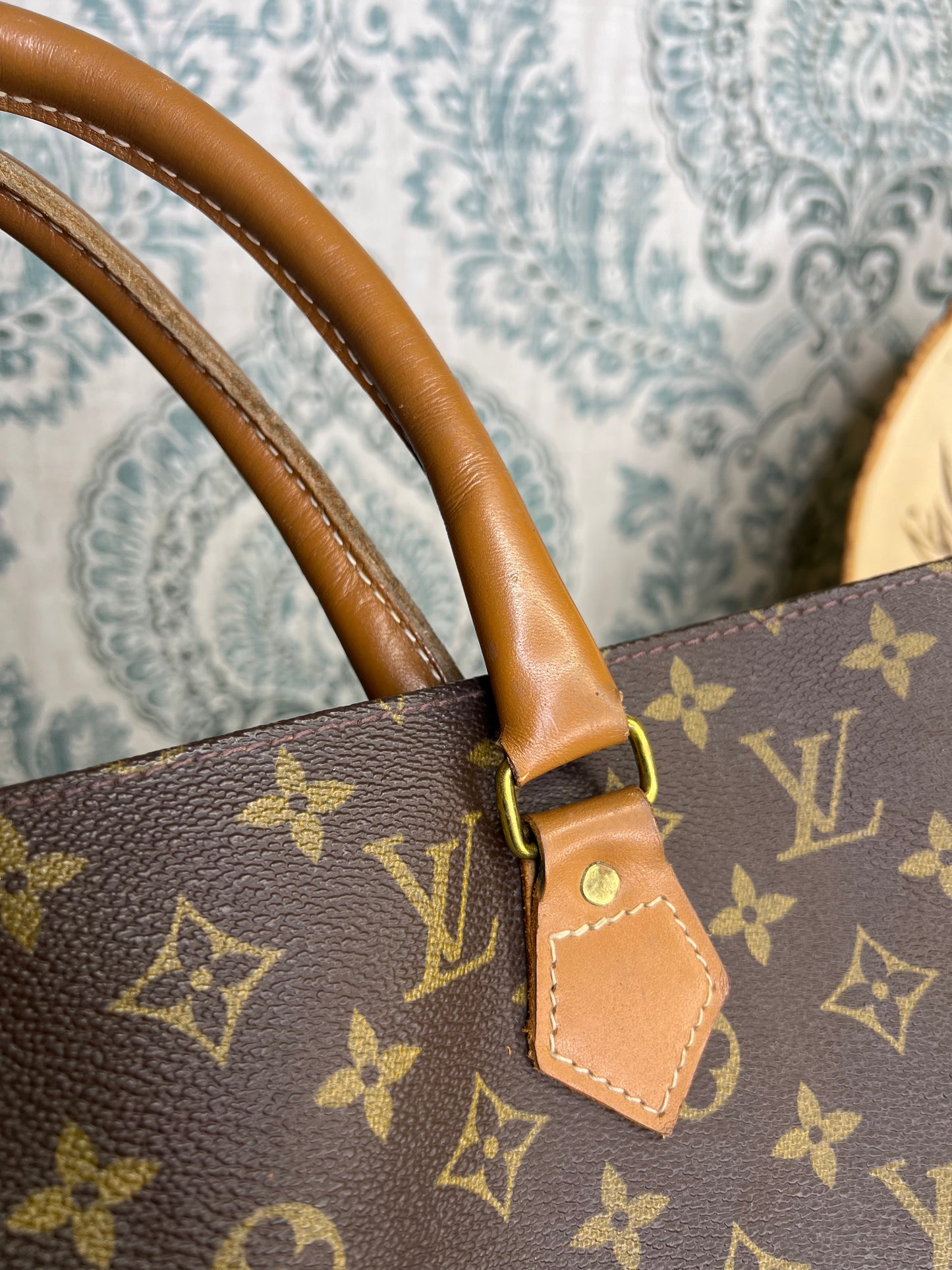 Louis Vuitton French Company Sac Plat