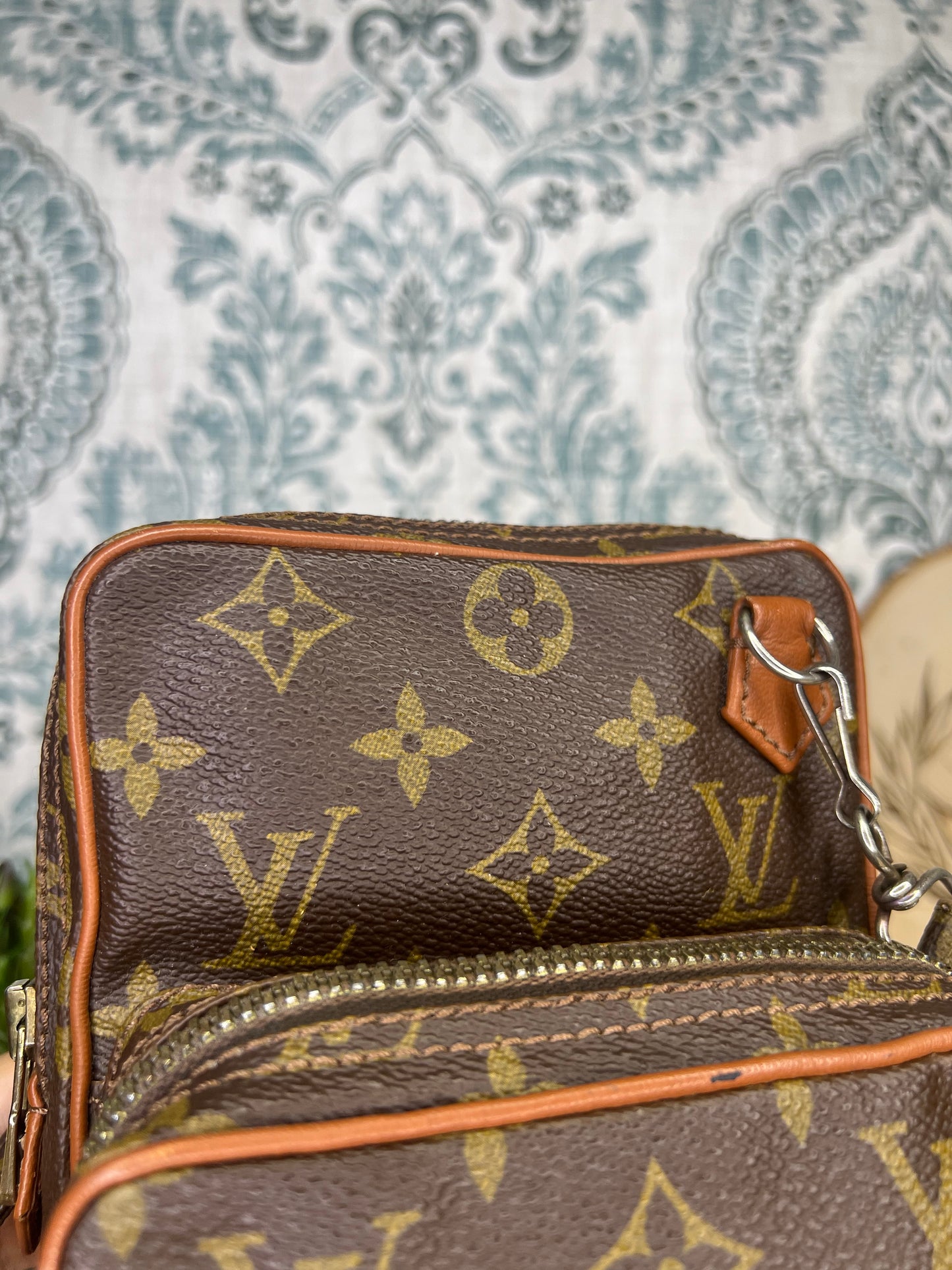 Louis Vuitton Vintage Amazone