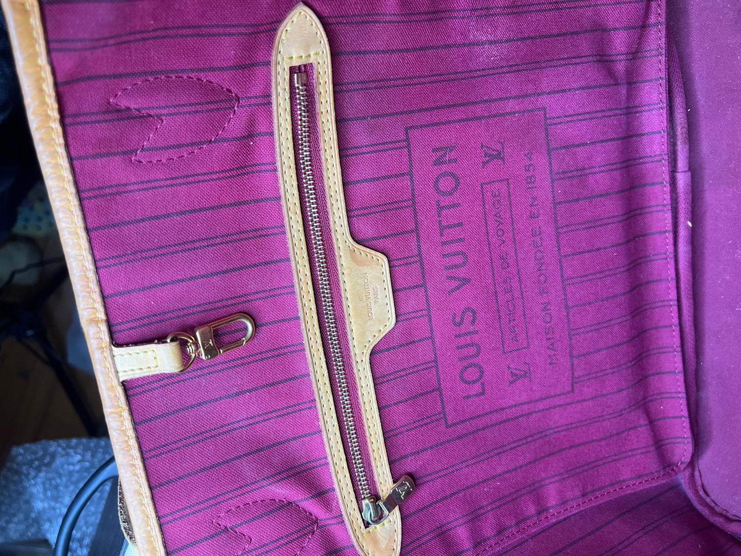 Louis Vuitton Neverfull Pivoine