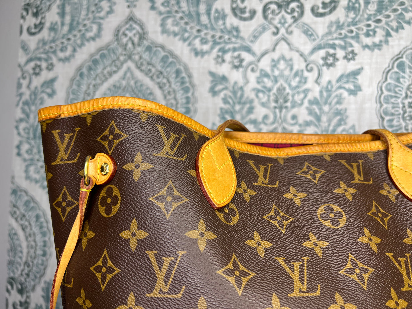 Louis Vuitton Neverfull Pivoine