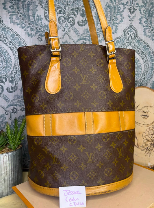 Louis Vuitton French Company Bucket GM