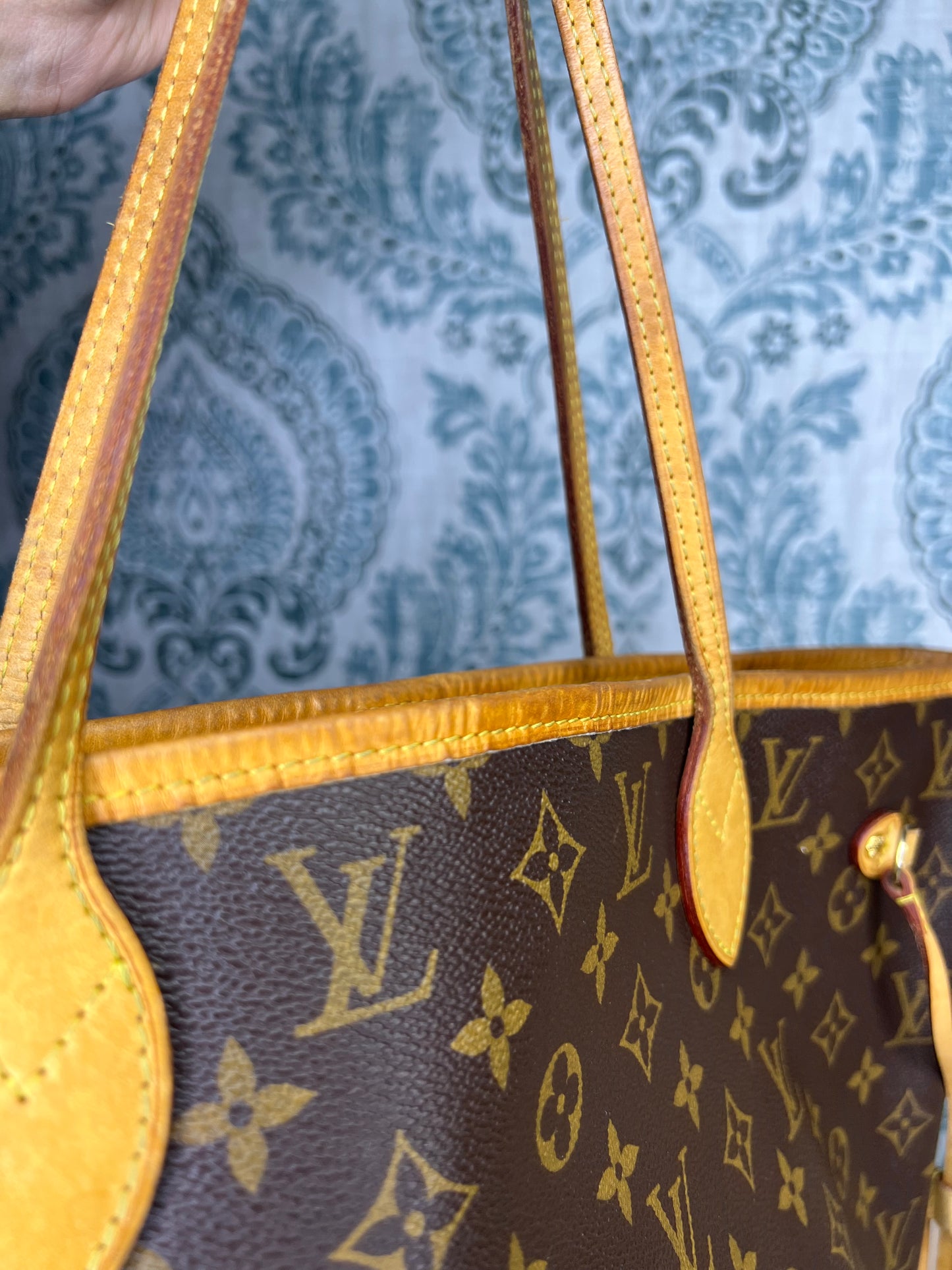 Louis Vuitton Neverfull Pivoine