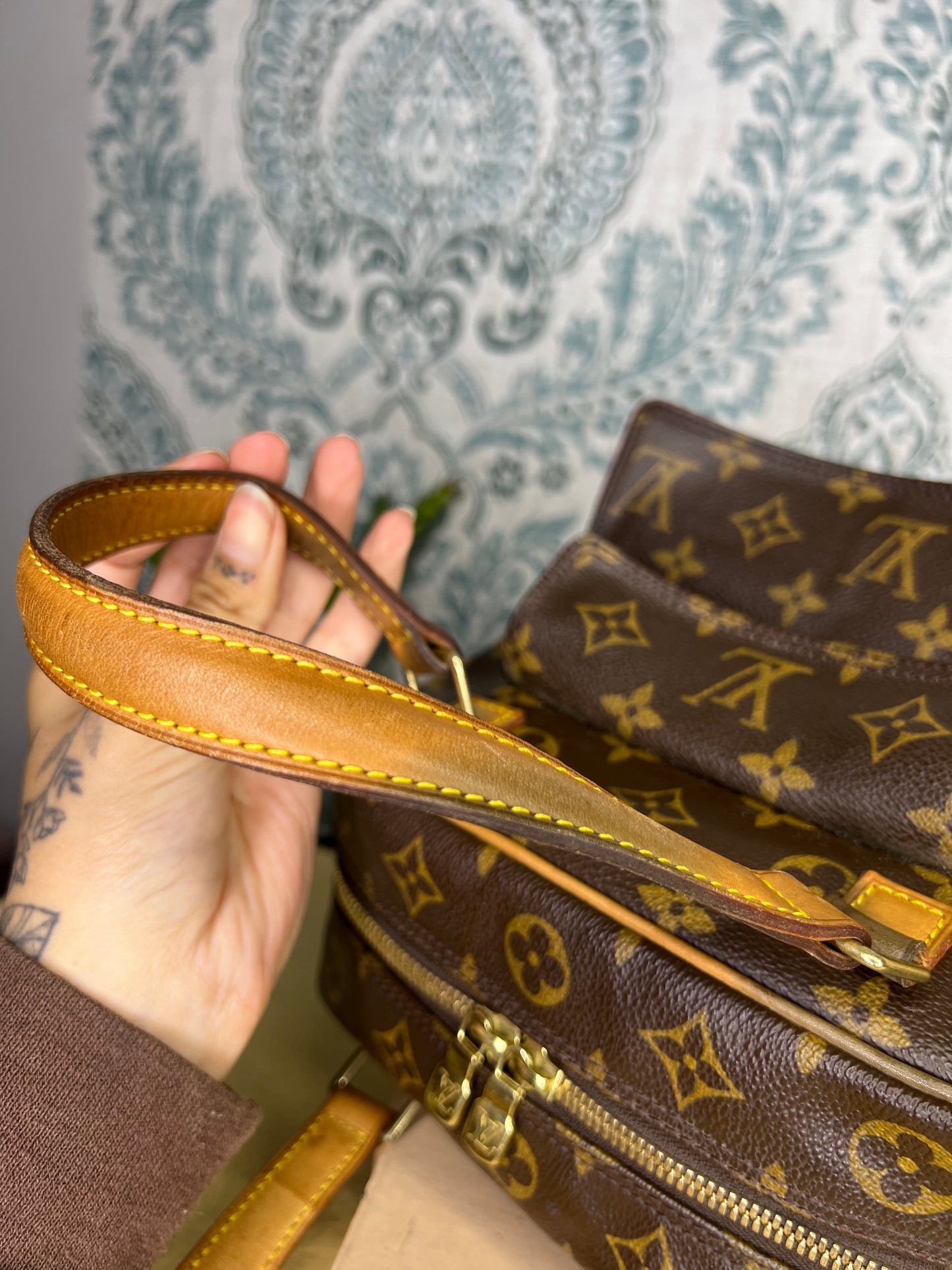 Louis Vuitton Excentri Cite Handbag