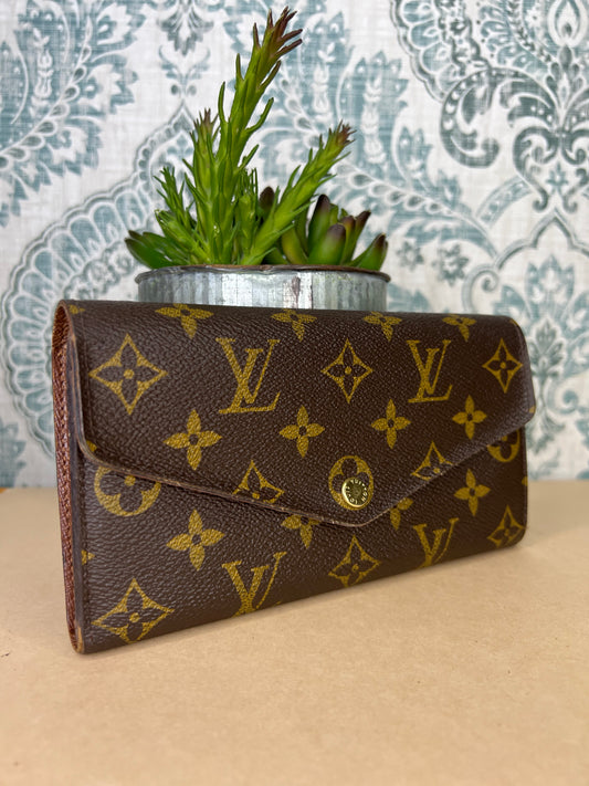 Louis Vuitton Monogram Sarah Wallet NM