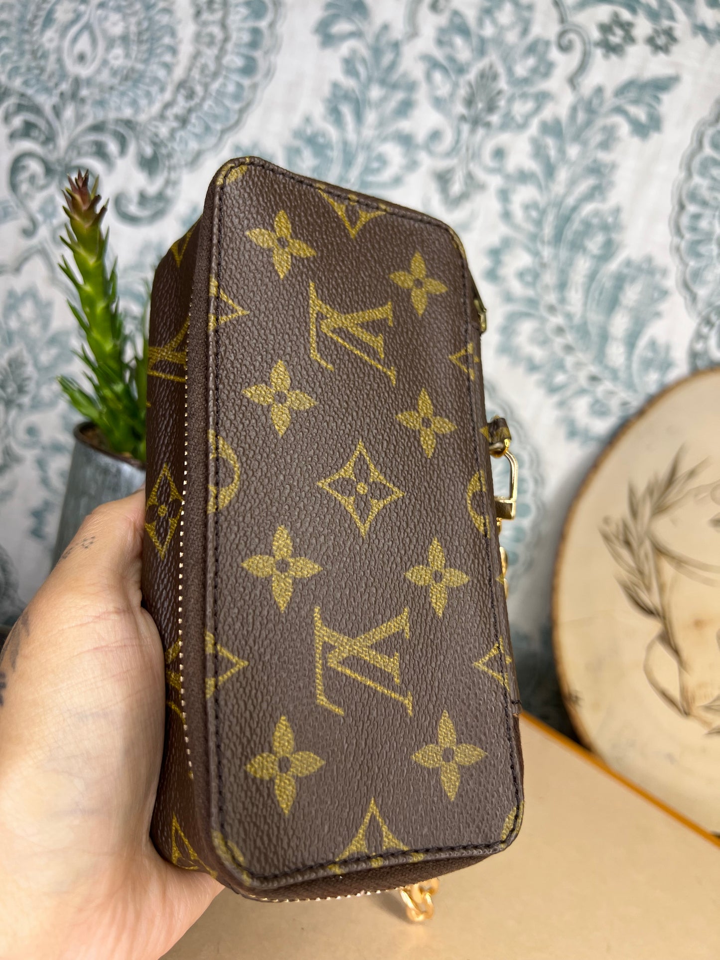 Louis Vuitton Monte Carlo PM