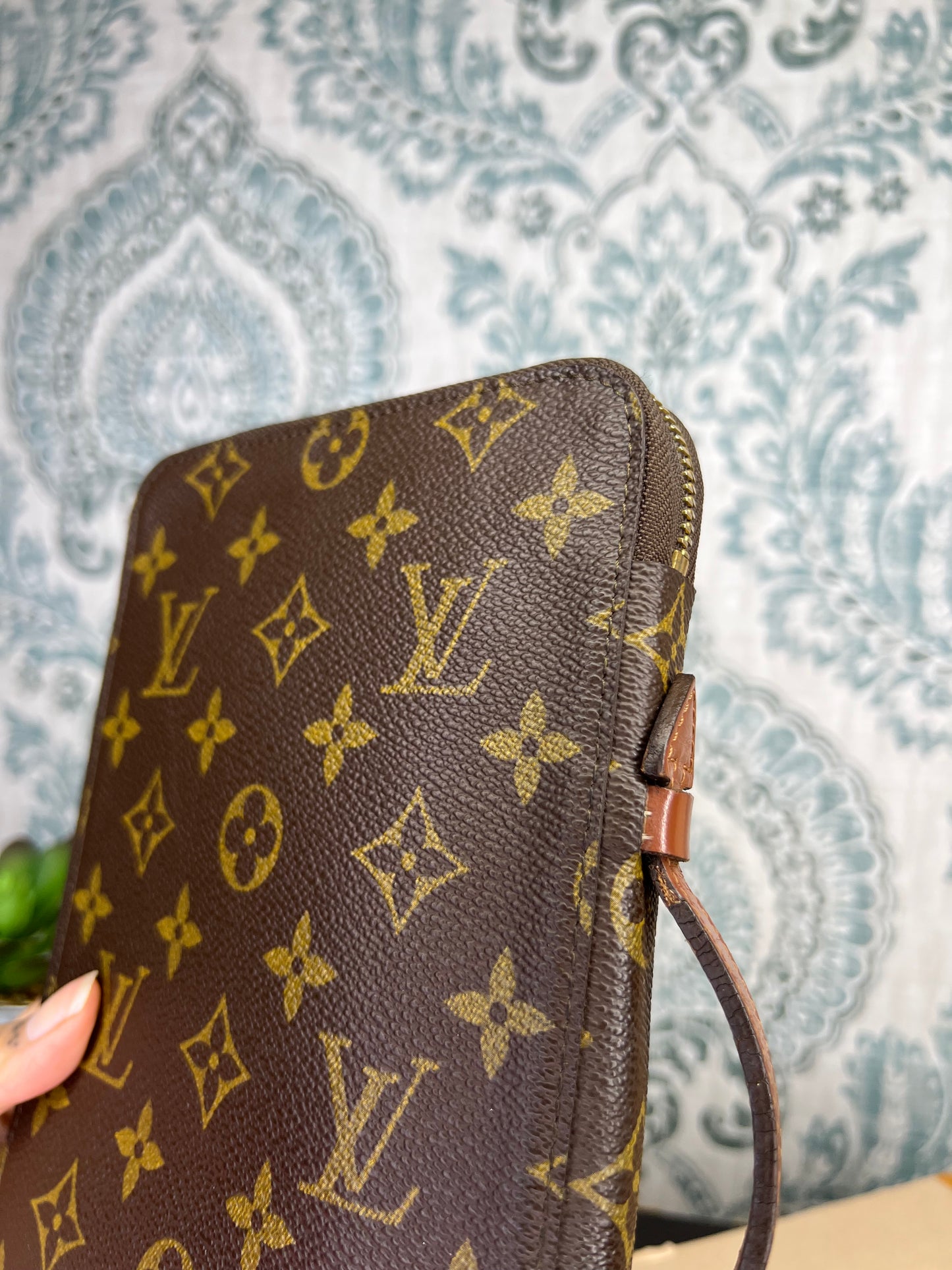 Louis Vuitton Escapade Travel Organizer