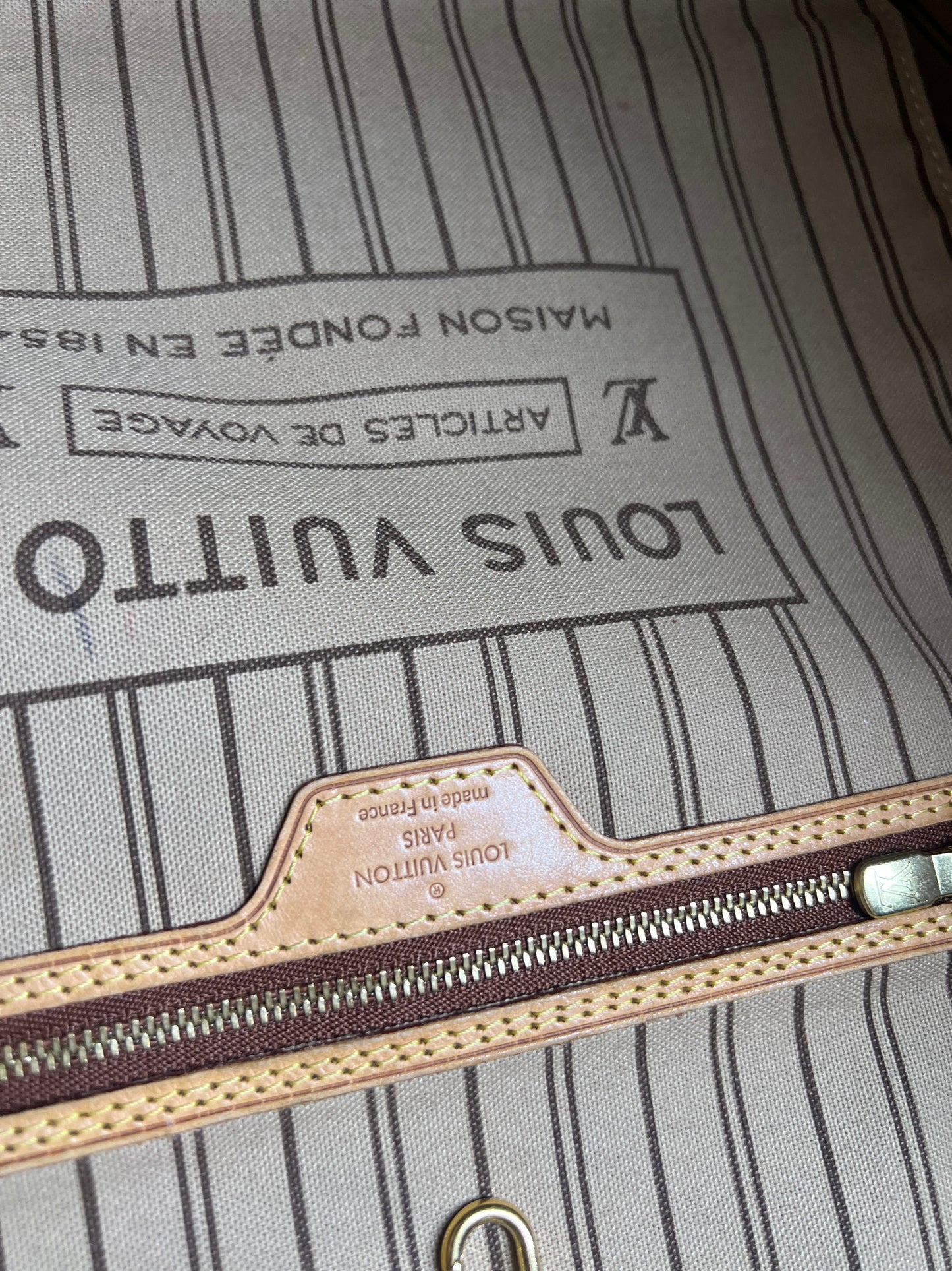 Louis Vuitton Neverfull MM