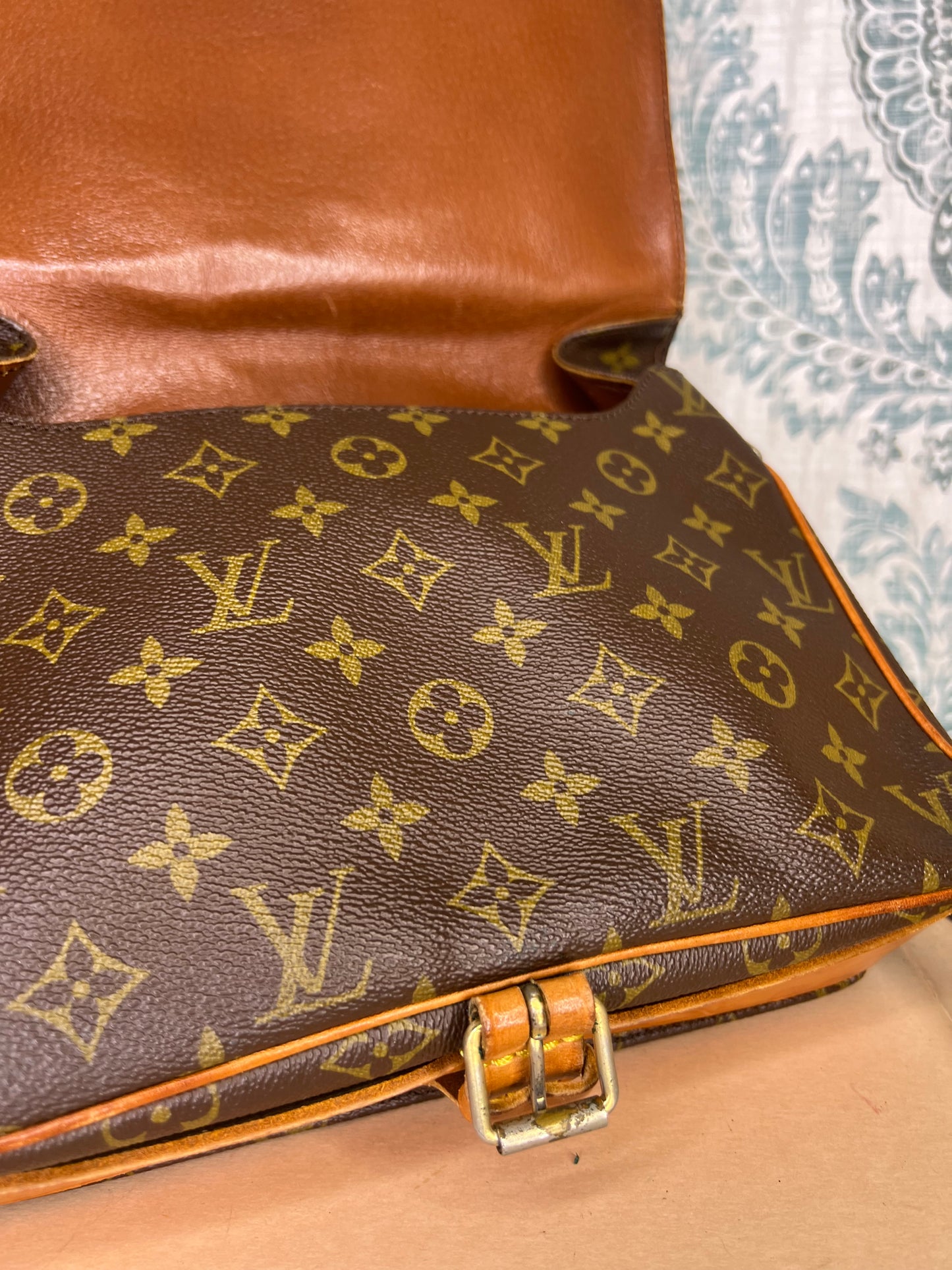 Louis Vuitton Cartouchiere GM