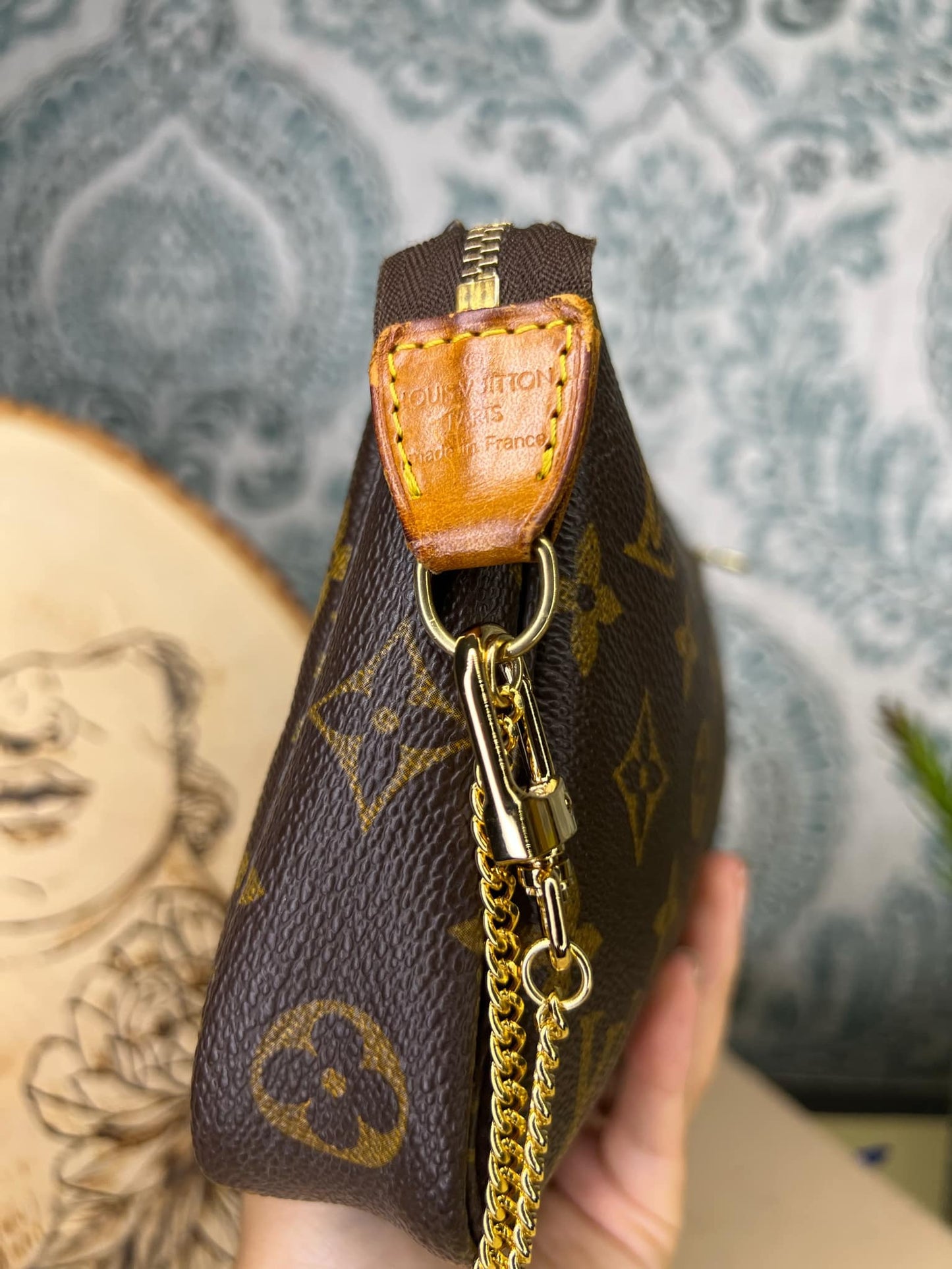 Pochette Accessories