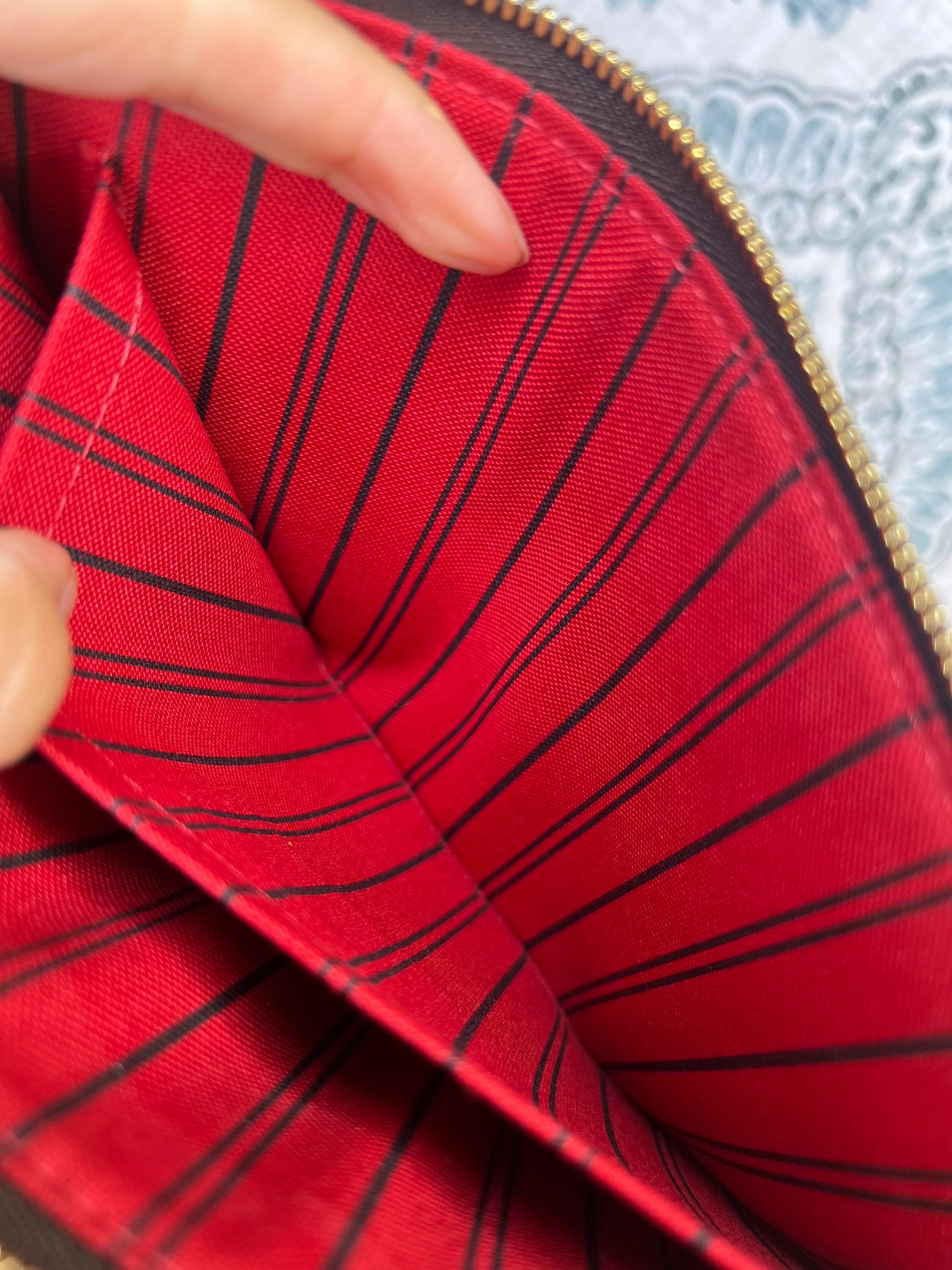 Louis Vuitton Neverfull Pochette Pouch Damier Ebene