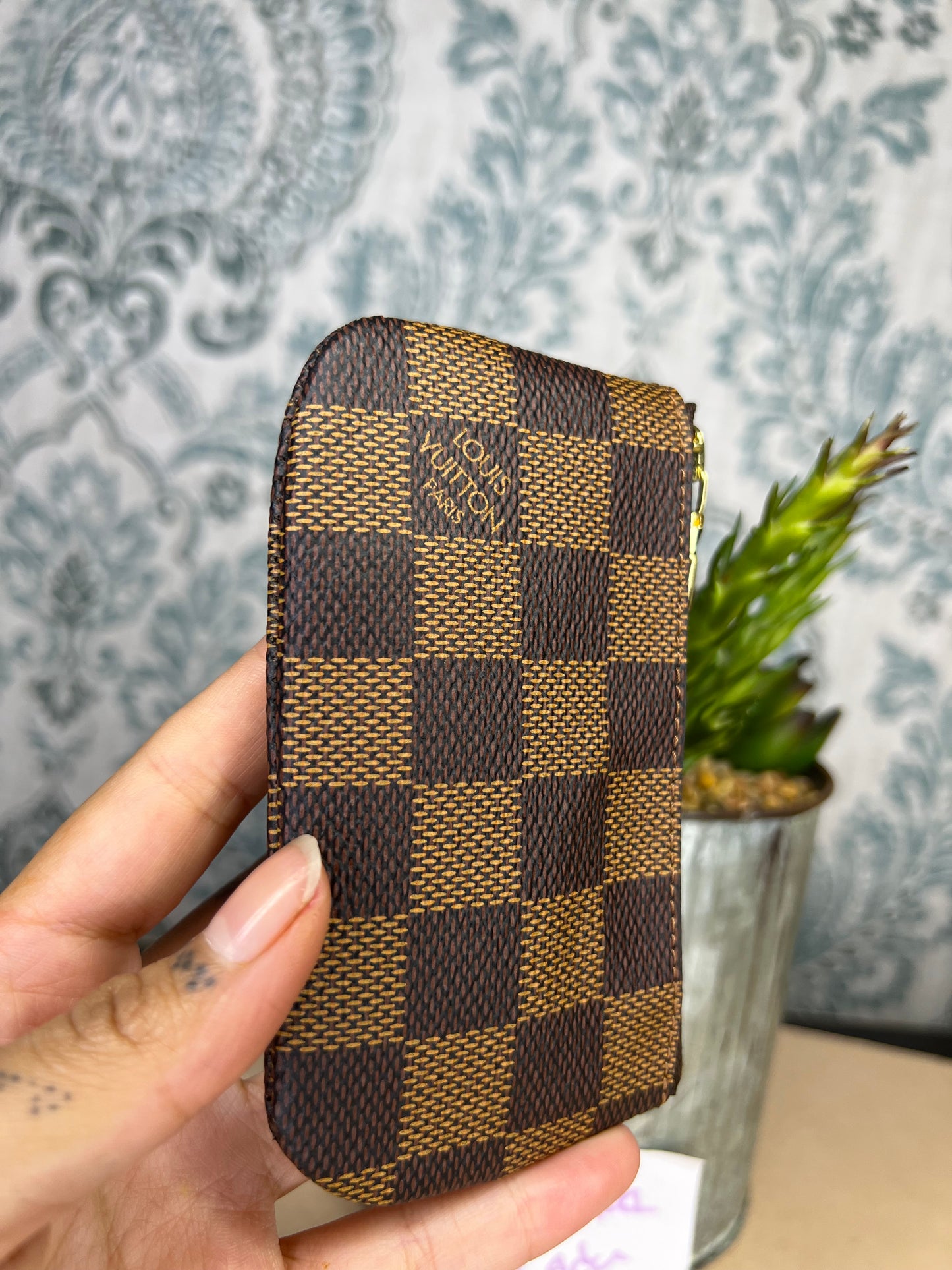 Louis Vuitton Damier Ebene Key Cles