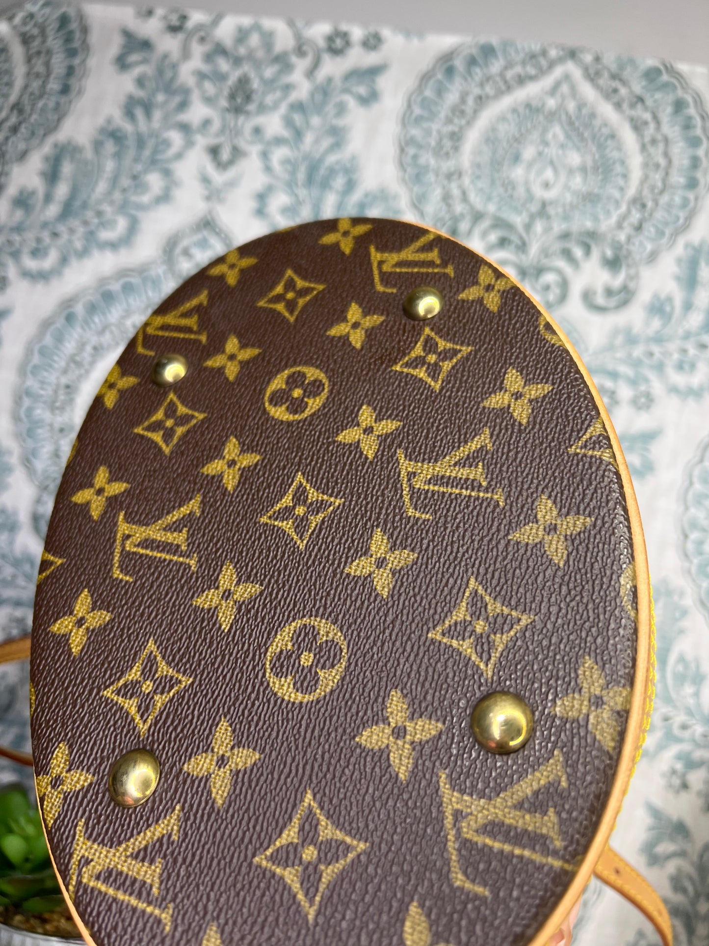Louis Vuitton Bucket PM