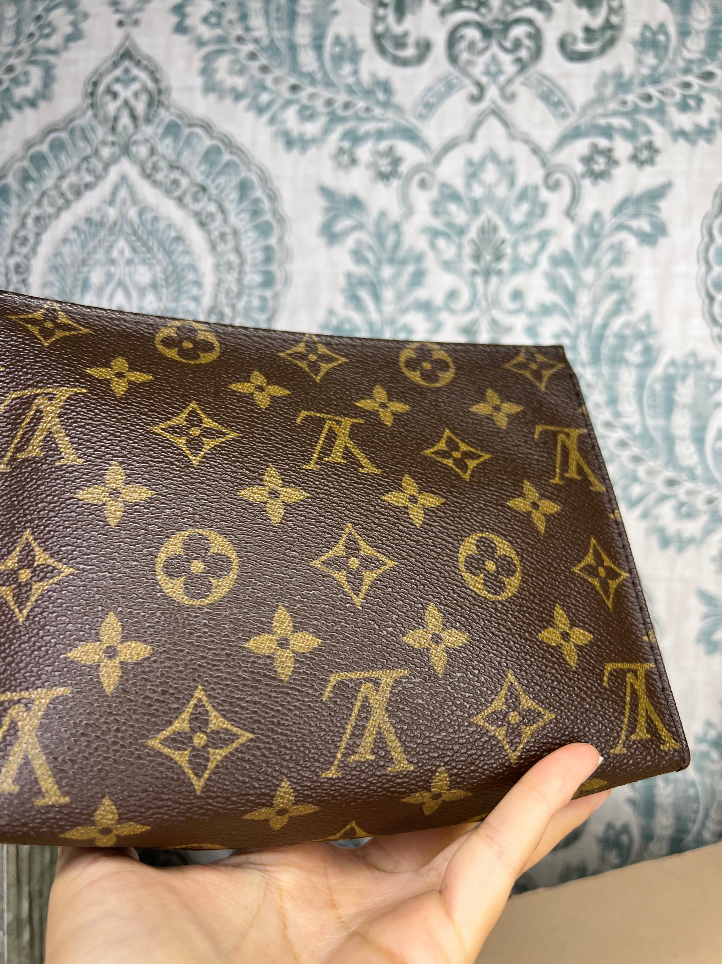Louis Vuitton Toiletry 19 #2