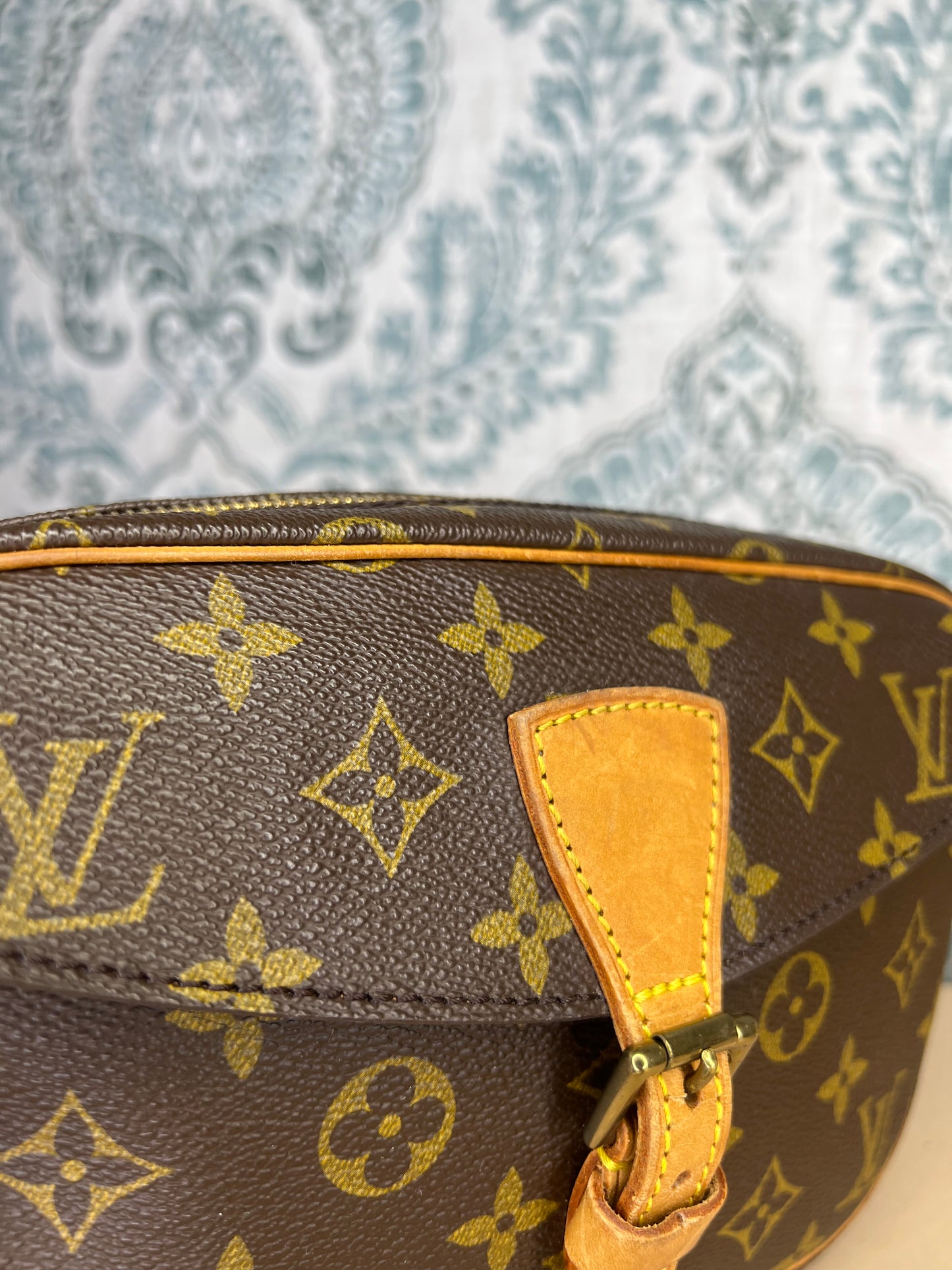 Louis Vuitton Jeune Fille PM