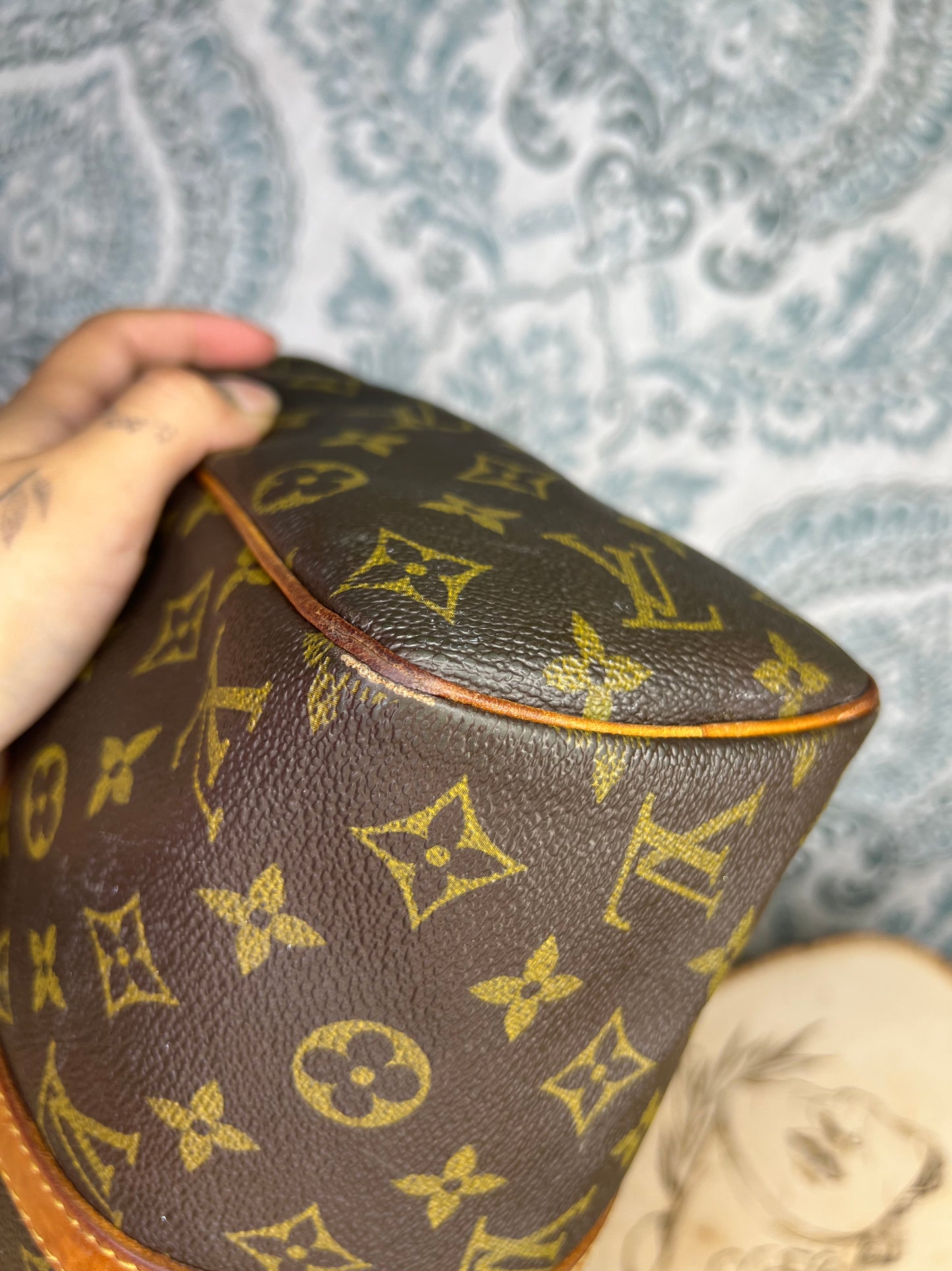 Louis Vuitton Exclusivite Edition 11 Shoulder Bag